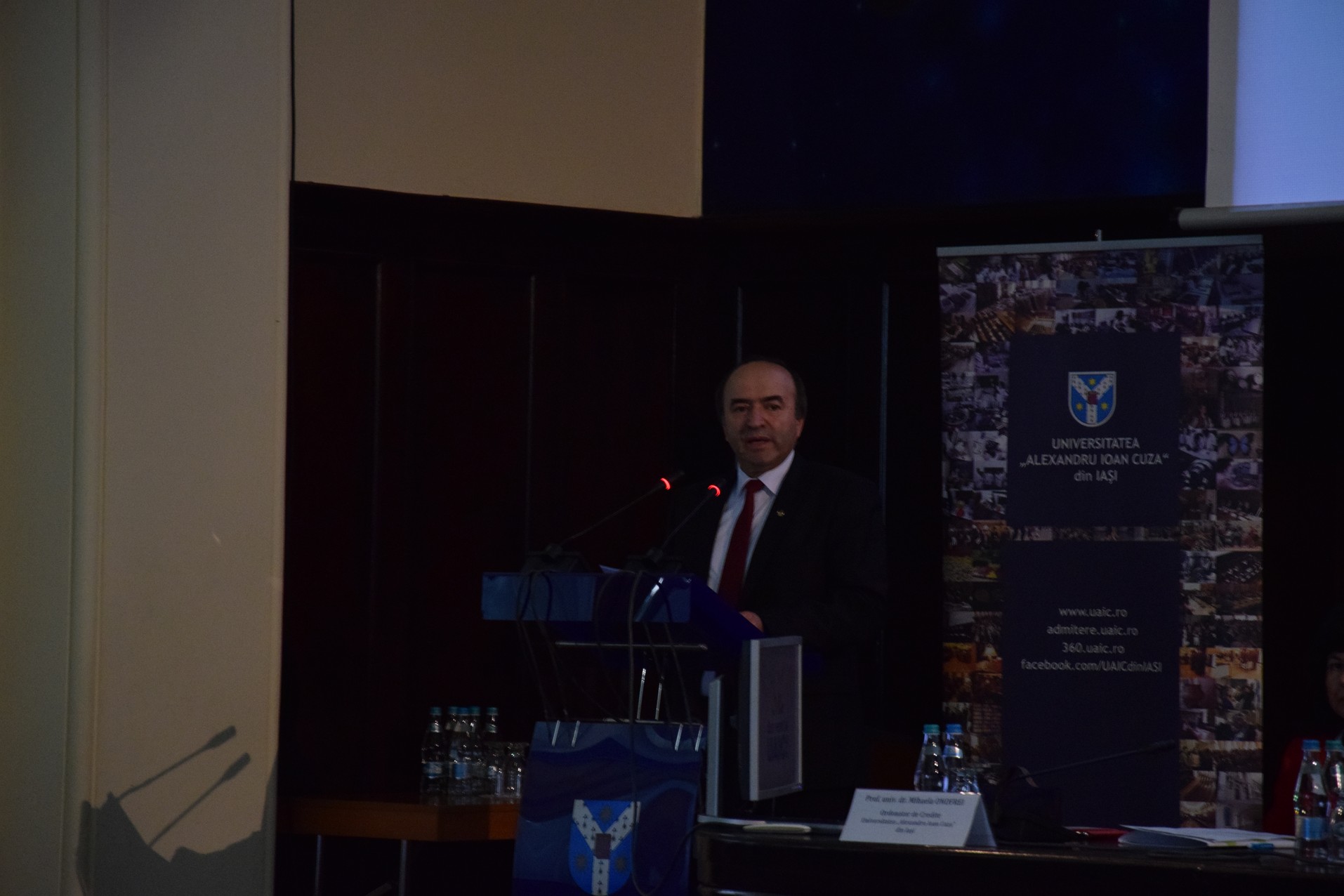 IPS Mitropolit Teofan i-a îndemnat pe studenții ieșeni și pe cadrele didactice să se implice în activitățile Centenarului Marii Uniri