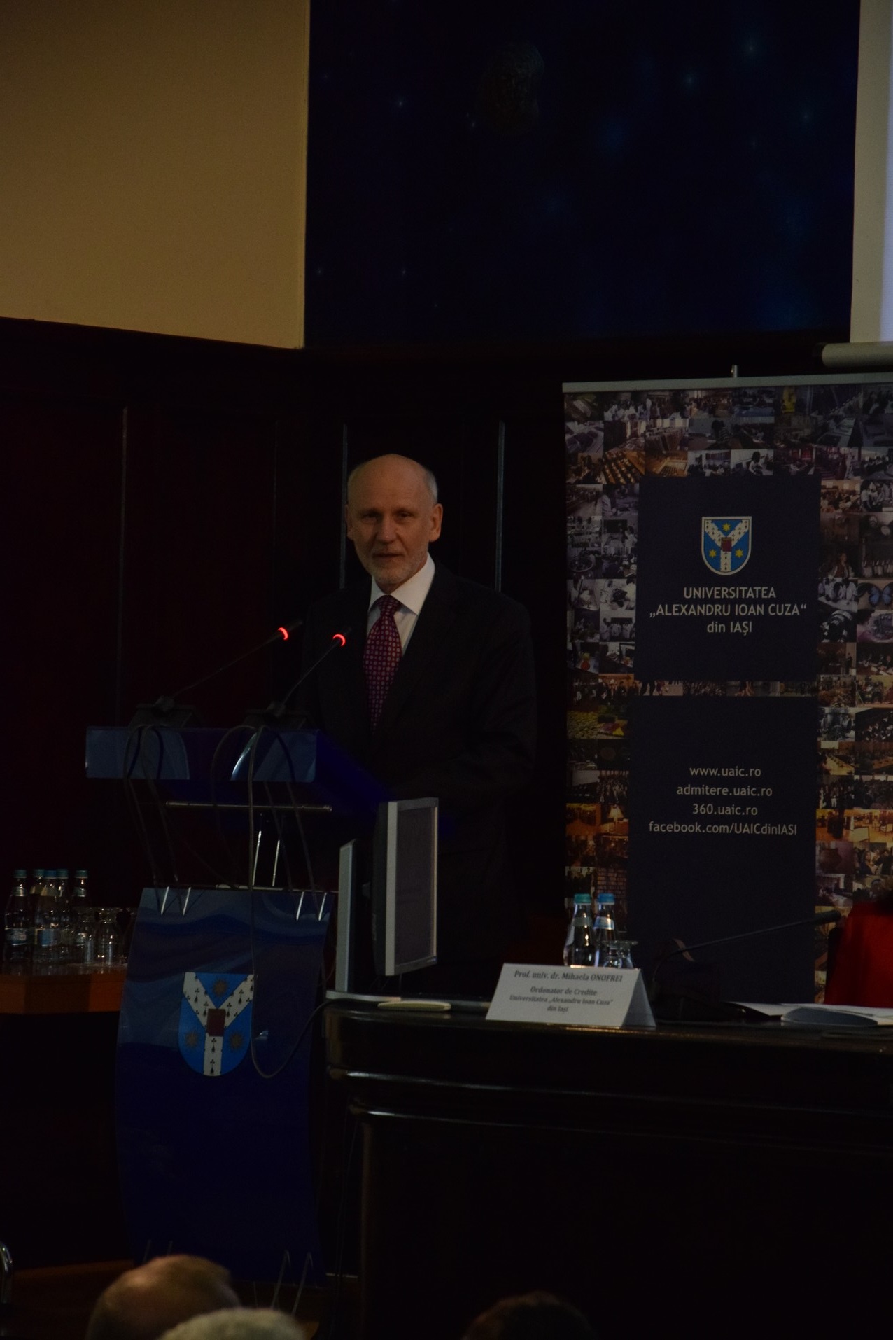 IPS Mitropolit Teofan i-a îndemnat pe studenții ieșeni și pe cadrele didactice să se implice în activitățile Centenarului Marii Uniri