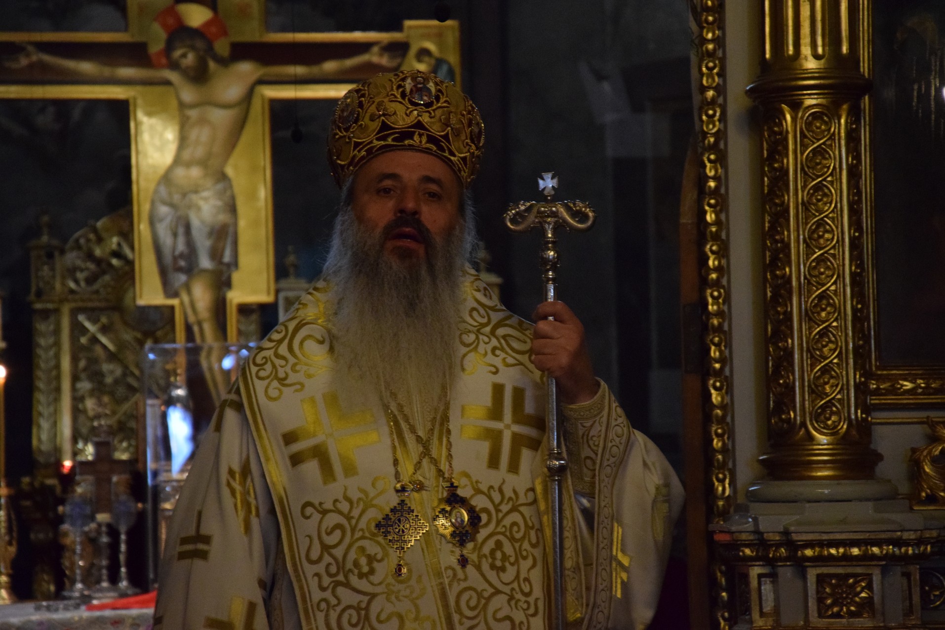 IPS Mitropolit Teofan: „Sfânta și Dumnezeiasca Liturghie este și trebuie să rămână centrul întregii vieți academice”