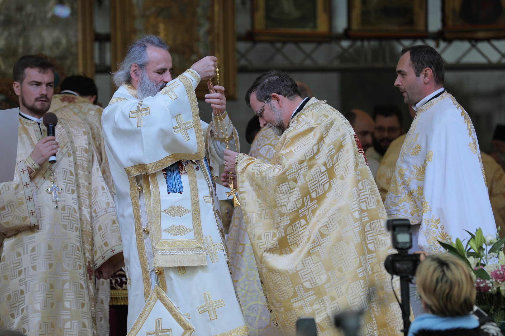 Sărbătoare istorică în cartierul ieșean Alexandru cel Bun: Biserica „Sfântul Ierarh Nectarie” a fost sfințită