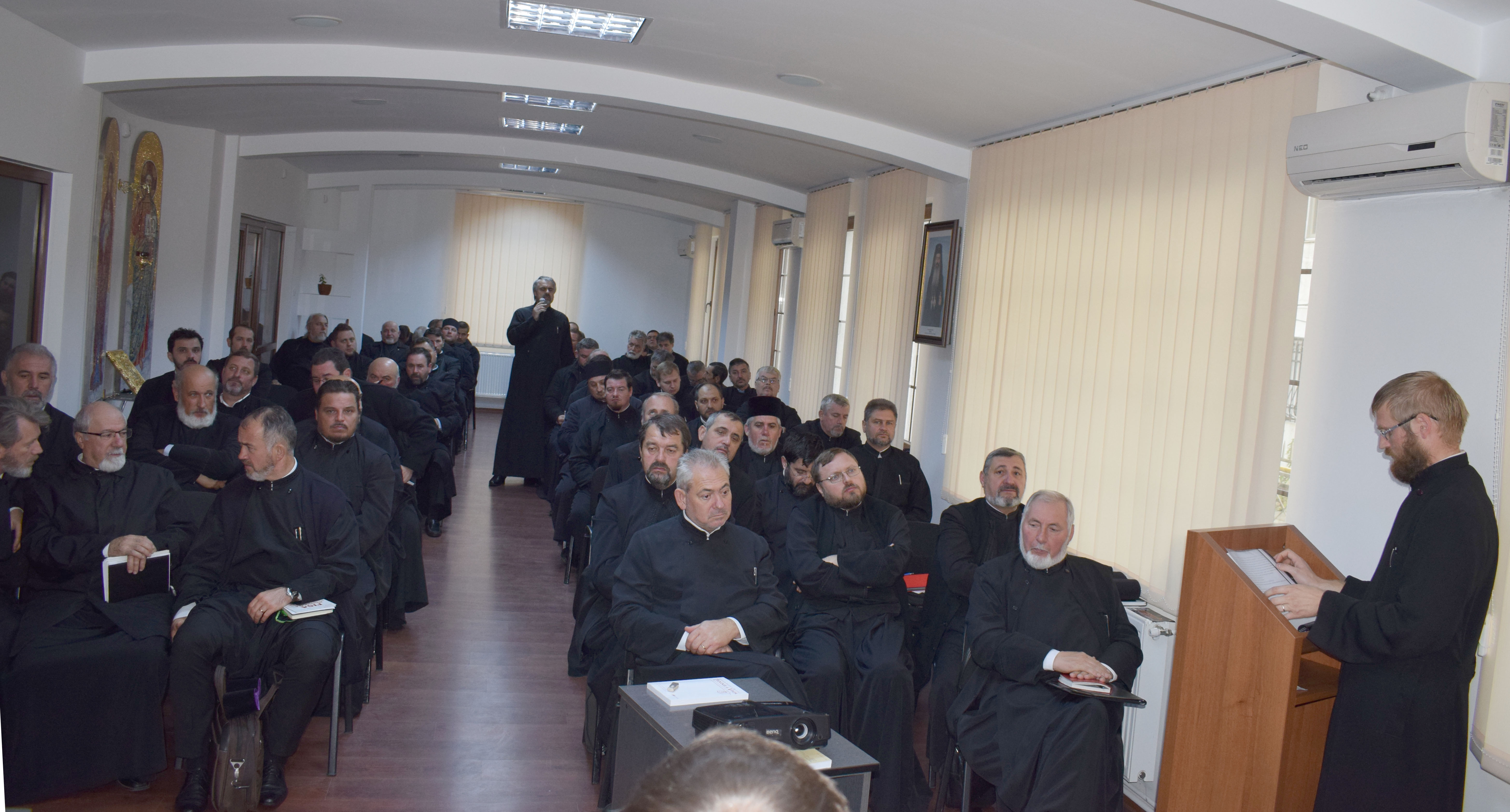 Şedinţe cu preoţii în protopopiatele Paşcani şi 2 Iaşi