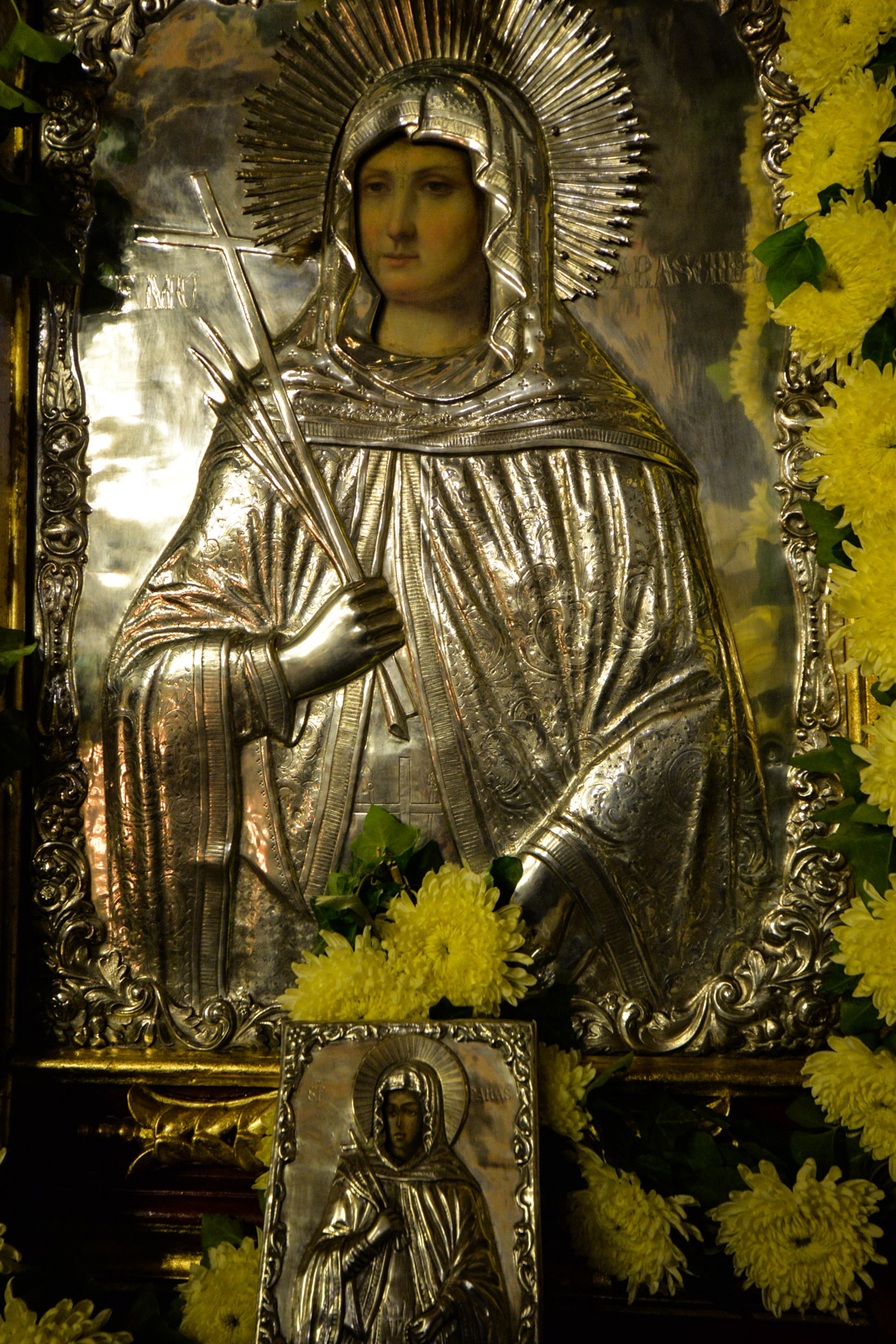 Ziua închinată Ocrotitoarei Moldovei, sărbătorită la biserica ei din Păcurarii Iaşului Ziua închinată Ocrotitoarei Moldovei, sărbătorită la biserica ei din Păcurarii Iaşului