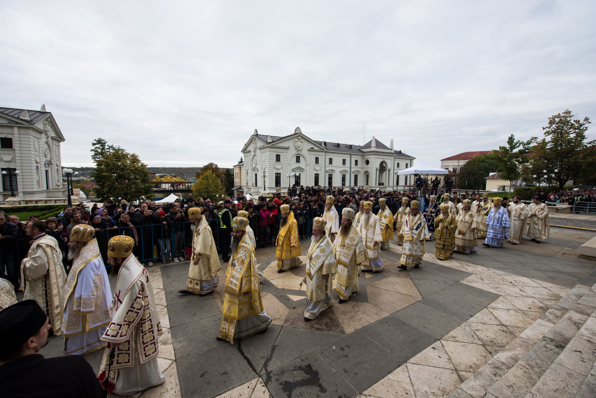 Sfânta Parascheva și-a primit închinătorii de ziua ei