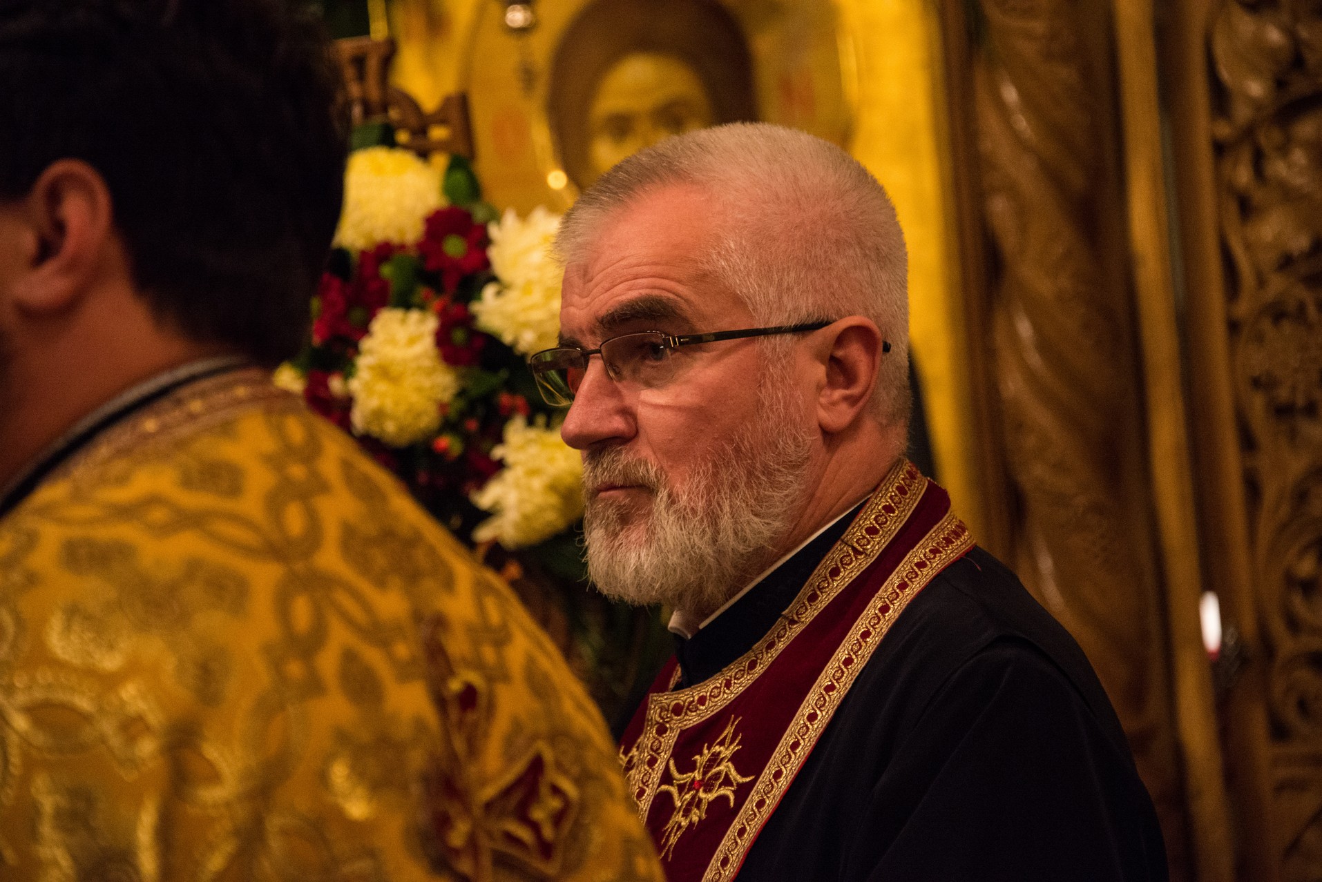 Sfântul Mare Mucenic Dimitrie a unit în rugăciune preoți și credincioși la Parohia Flora din Tătărași