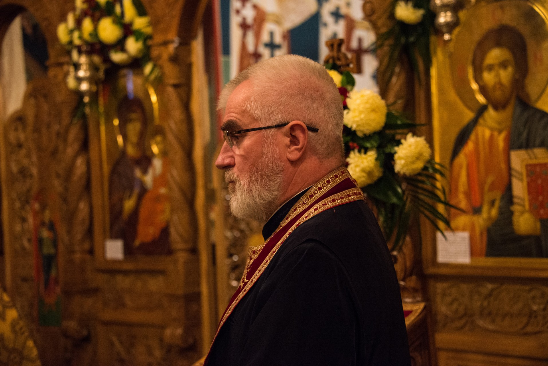 Sfântul Mare Mucenic Dimitrie a unit în rugăciune preoți și credincioși la Parohia Flora din Tătărași