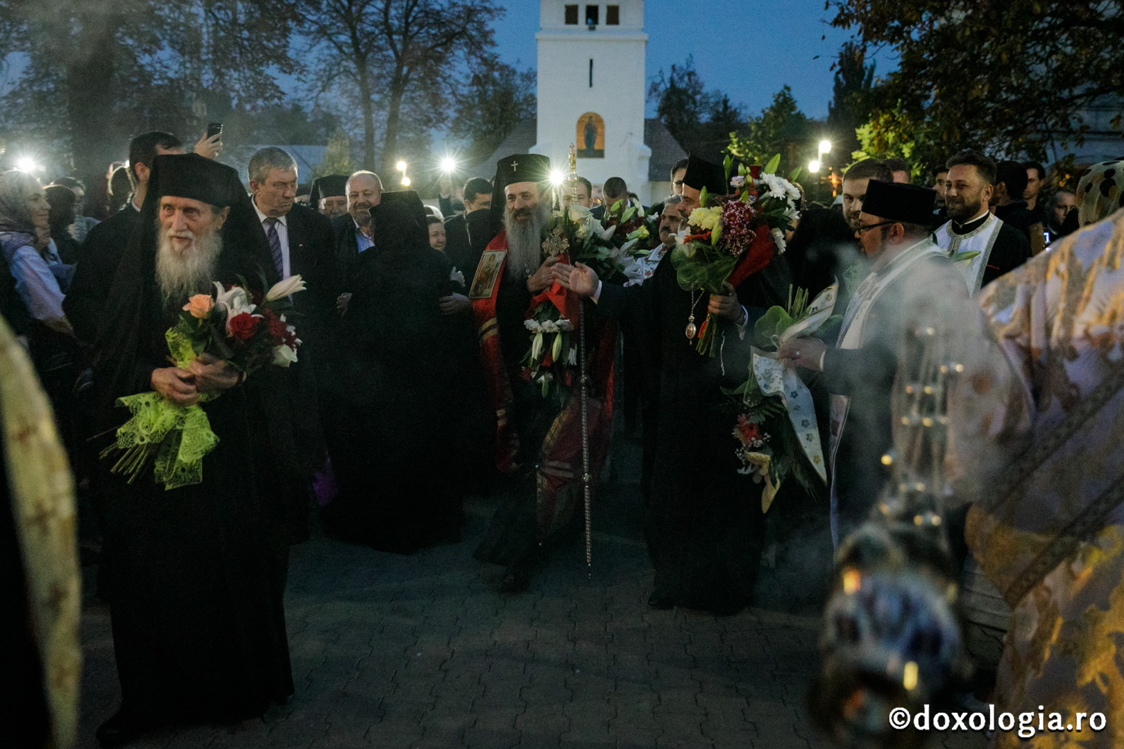 Întâmpinarea oficială a noului Episcop al Hușilor