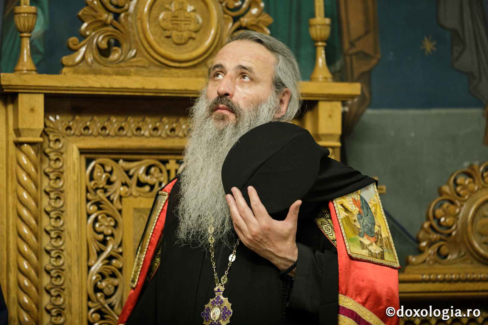 Întâmpinarea oficială a noului Episcop al Hușilor