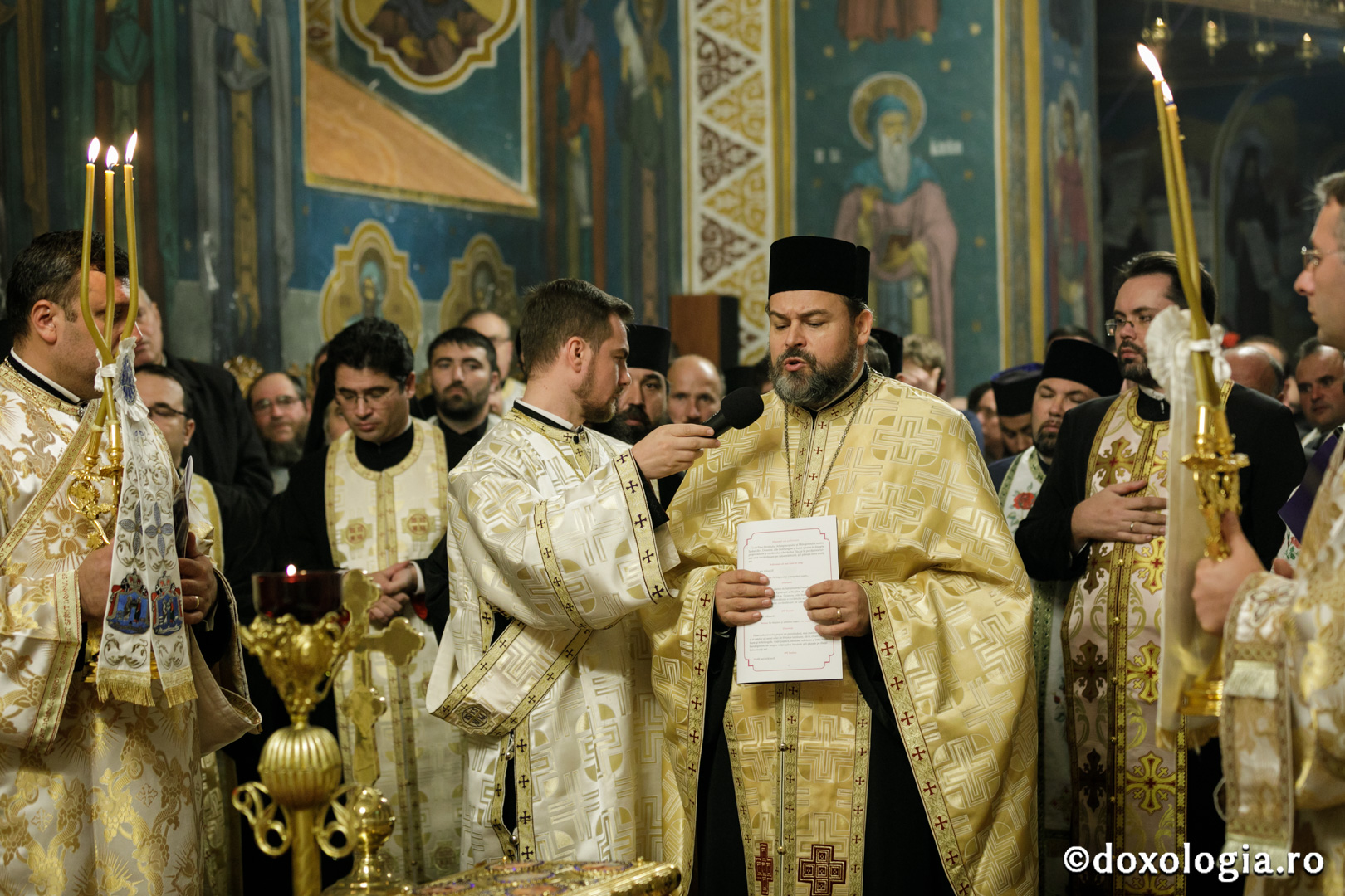 Întâmpinarea oficială a noului Episcop al Hușilor