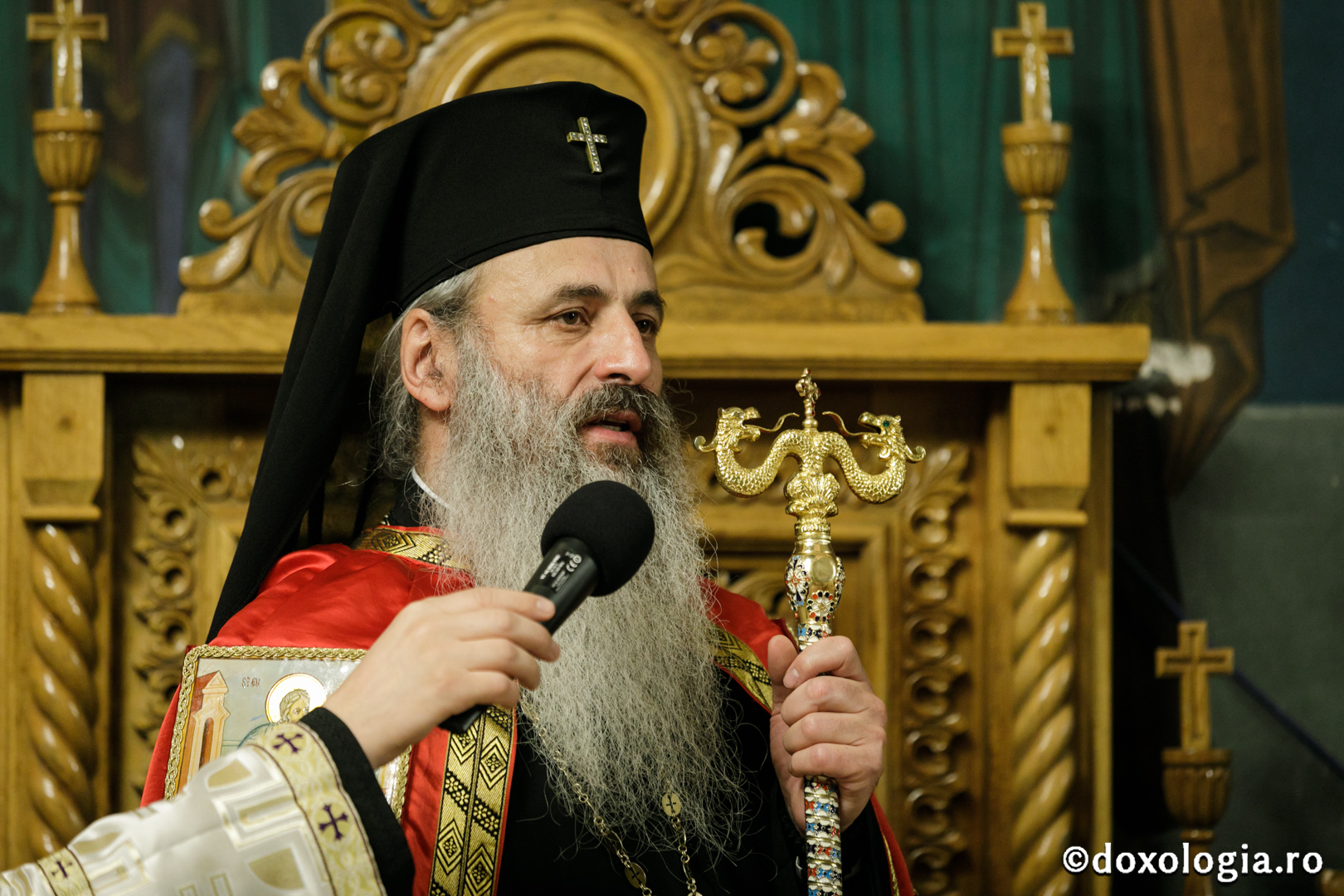 Întâmpinarea oficială a noului Episcop al Hușilor