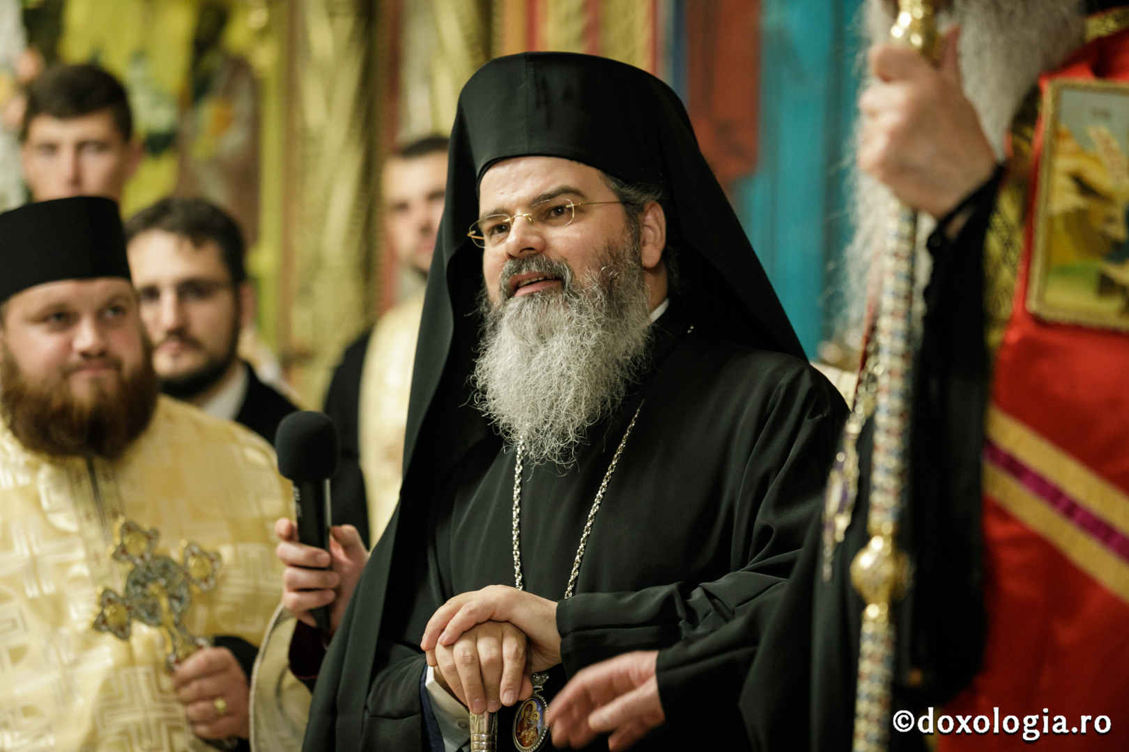 Întâmpinarea oficială a noului Episcop al Hușilor