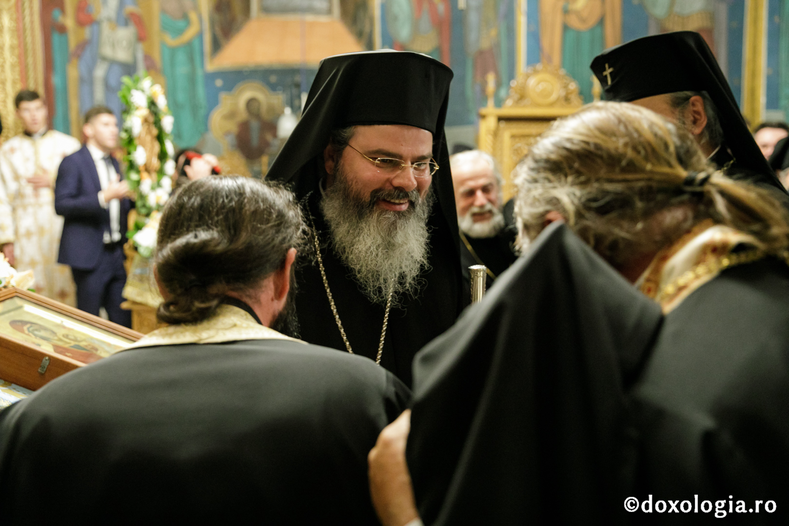 Întâmpinarea oficială a noului Episcop al Hușilor