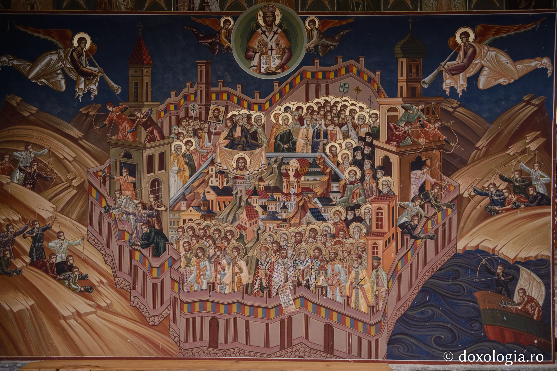 Sfinții nu încetează să ne poarte de grijă