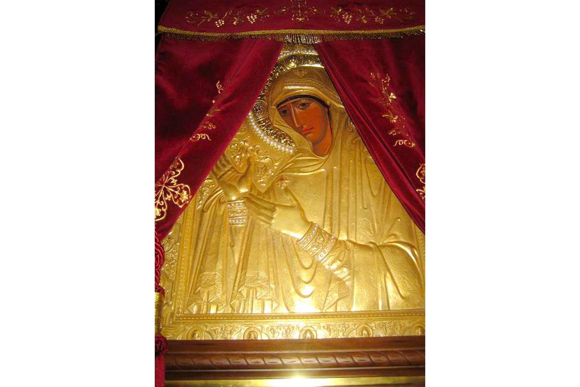 Icoana Maicii Domnului de la Mahairas Ciprului (Mahairiotissa) Icoana Maicii Domnului de la Mahairas Ciprului (Mahairiotissa)