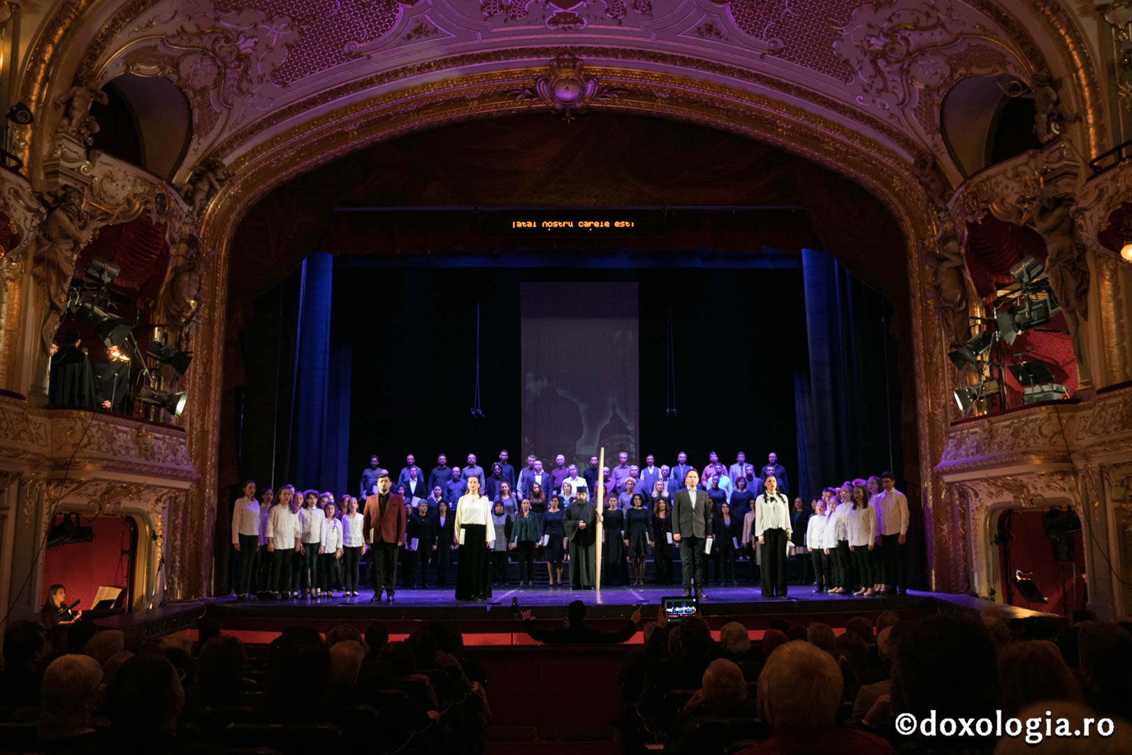 Creație și credință pe scena Teatrului Național Iași (galerie FOTO)