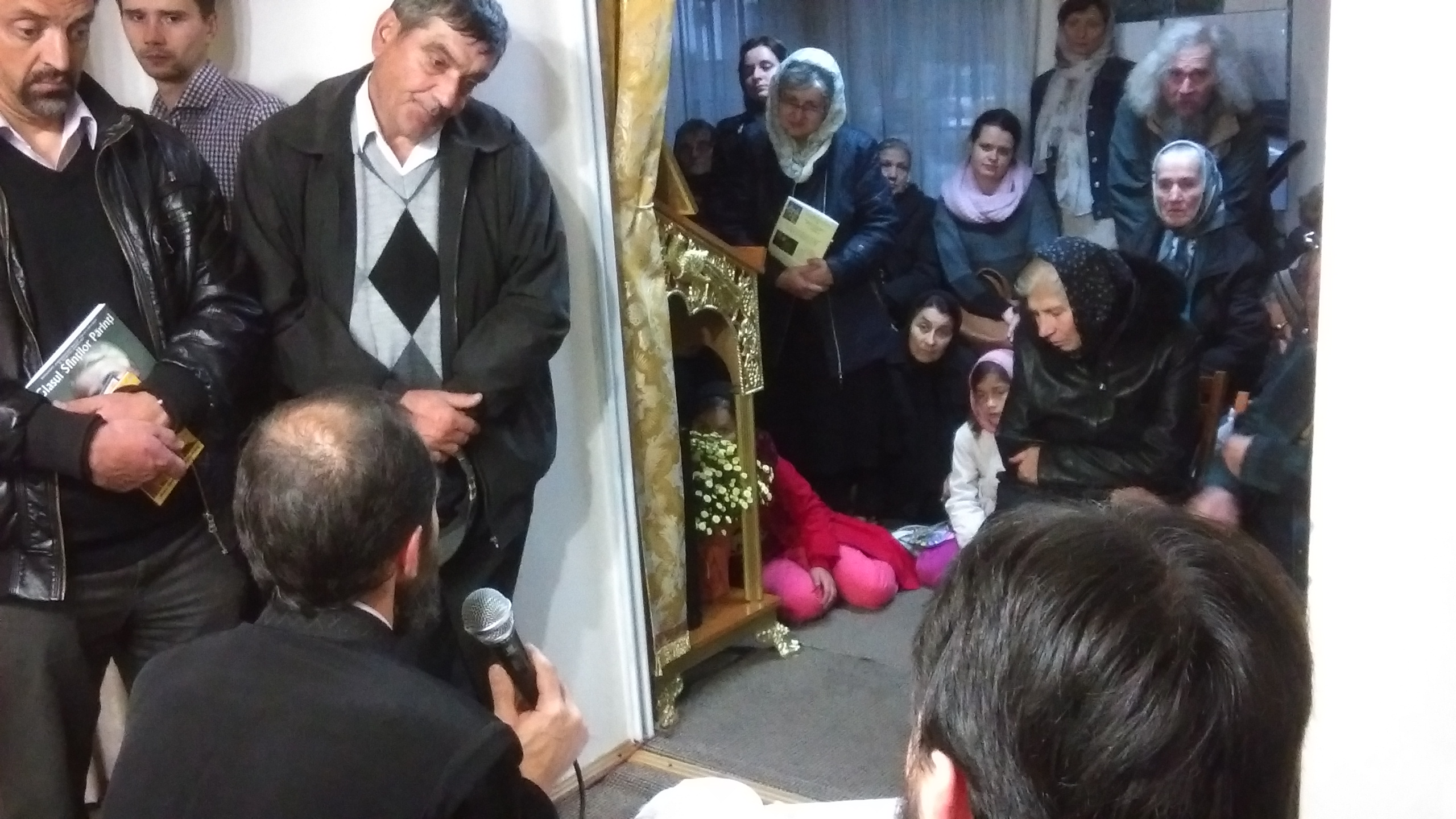 Minunile Sfintei Parascheva, relatate credincioşilor din Parohia „Acoperământul Maicii Domnului” - Precista 3 din Piatra Neamţ