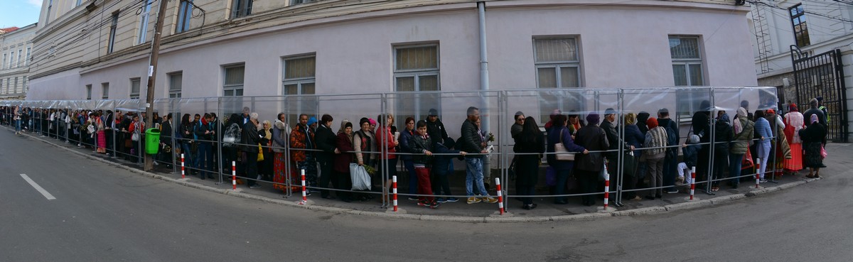 Pelerini din Bacău, în pelerinaj la Iaşi