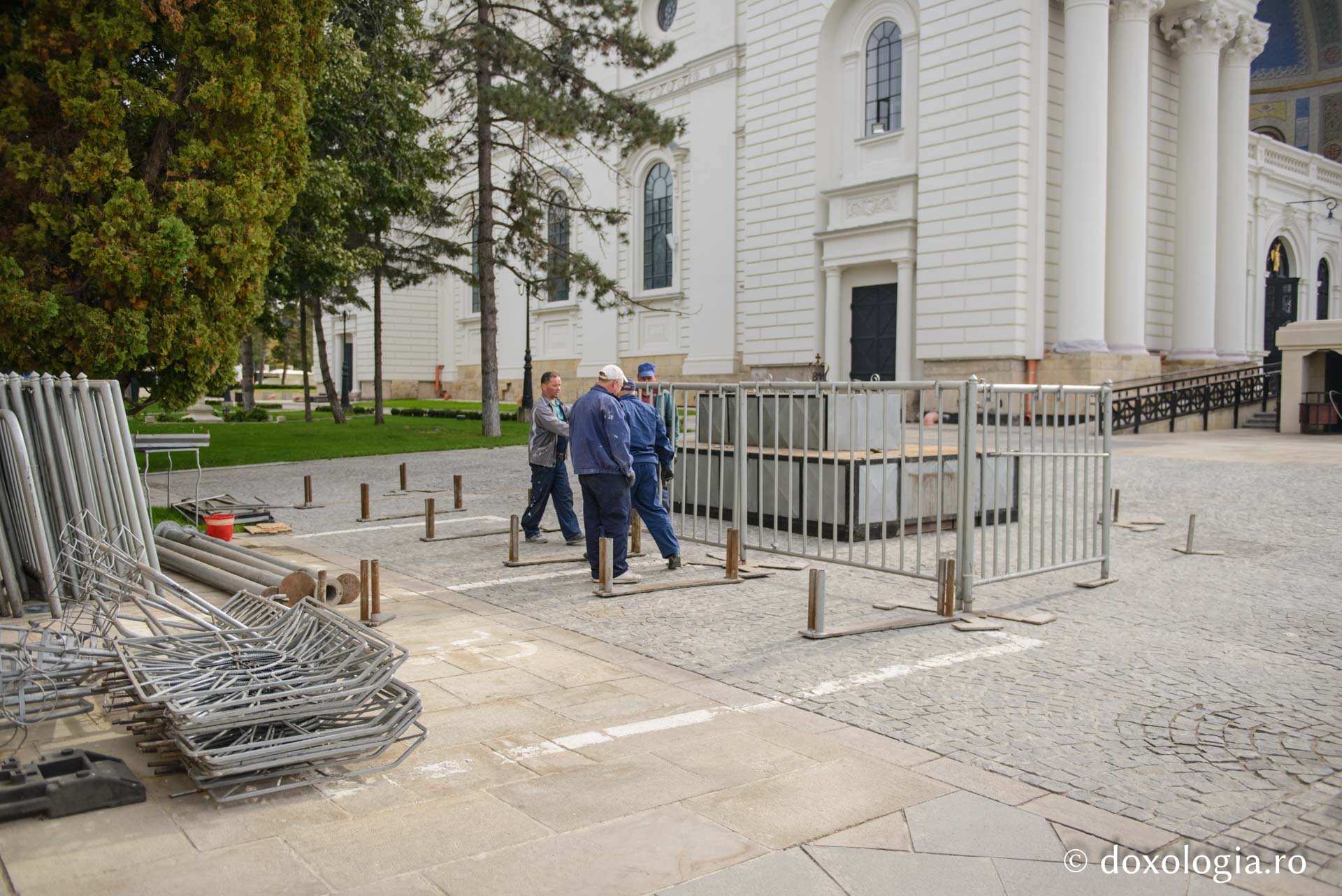 (Foto) Pregătiri pentru hramul Sfintei Parascheva 2017