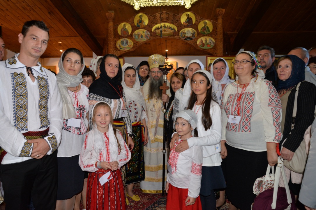 Duminica Portului Popular Românesc, la sediul Episcopiei Ortodoxe Române a Italiei