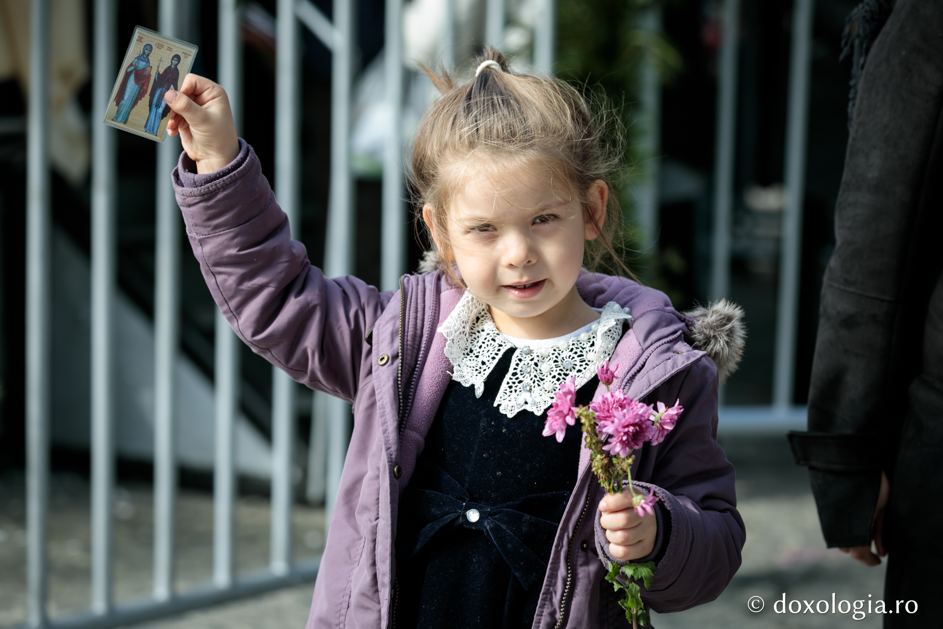 Prietenii Sfintei Parascheva. De ce s-ar întoarce, dacă n-ar simți bucuria?