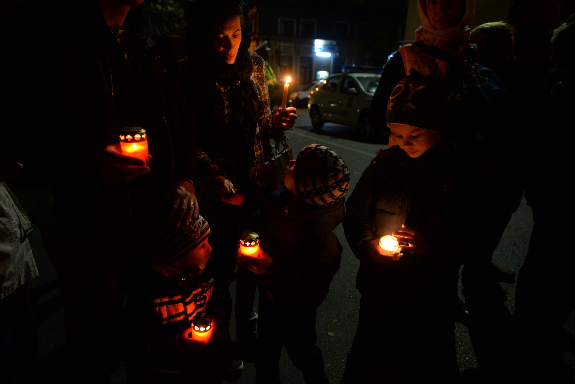 Credința în ajutorul Sfinților, mărturisită pe străzile din Iași de mii de pelerini