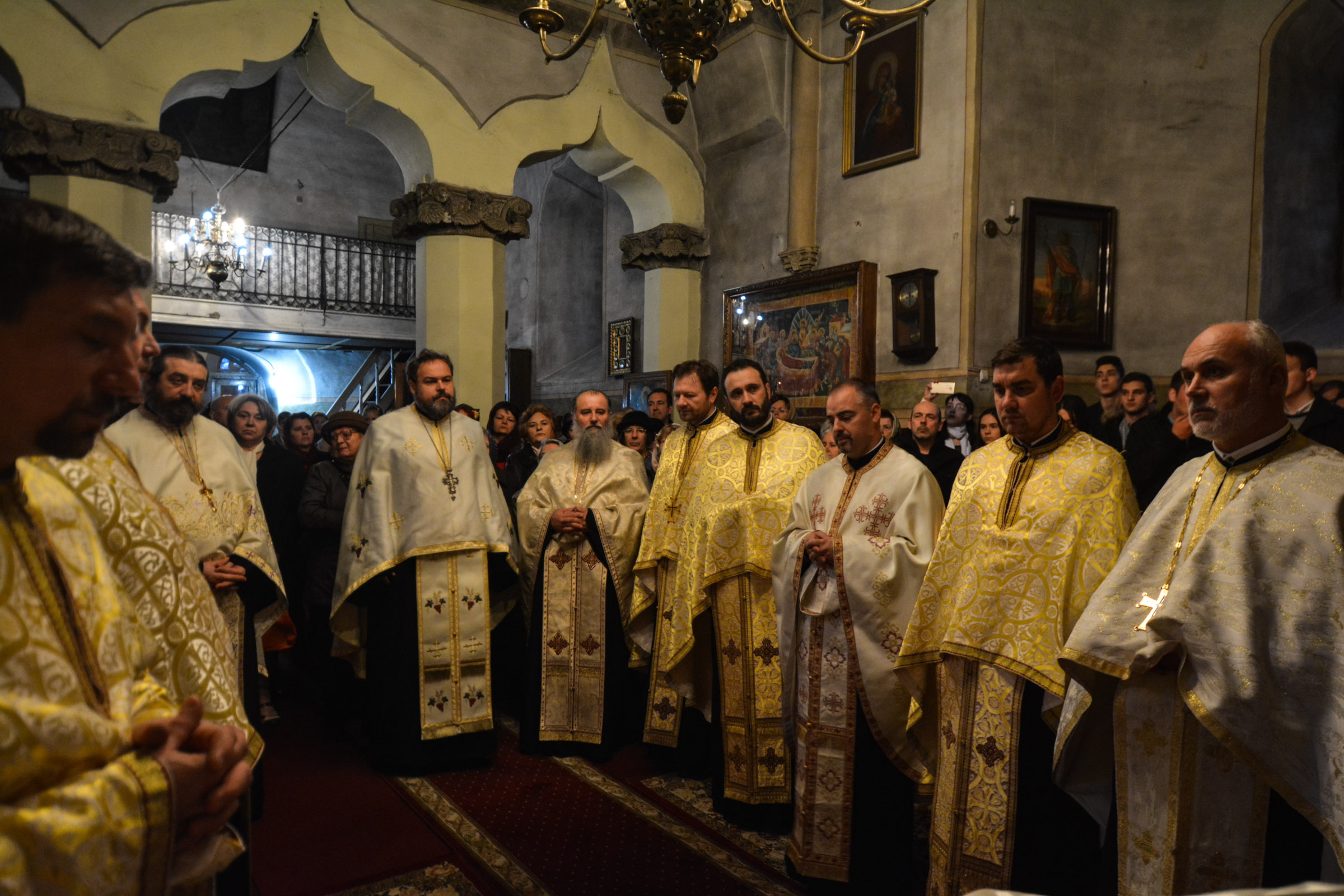 Fragment din moaștele Sfântului Teodor Tiron, dăruit Bisericii „Sfinții Teodori” din Iași