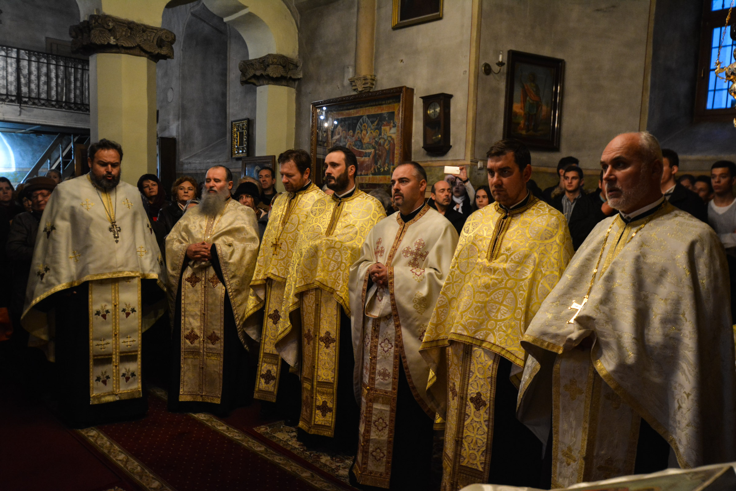 Fragment din moaștele Sfântului Teodor Tiron, dăruit Bisericii „Sfinții Teodori” din Iași