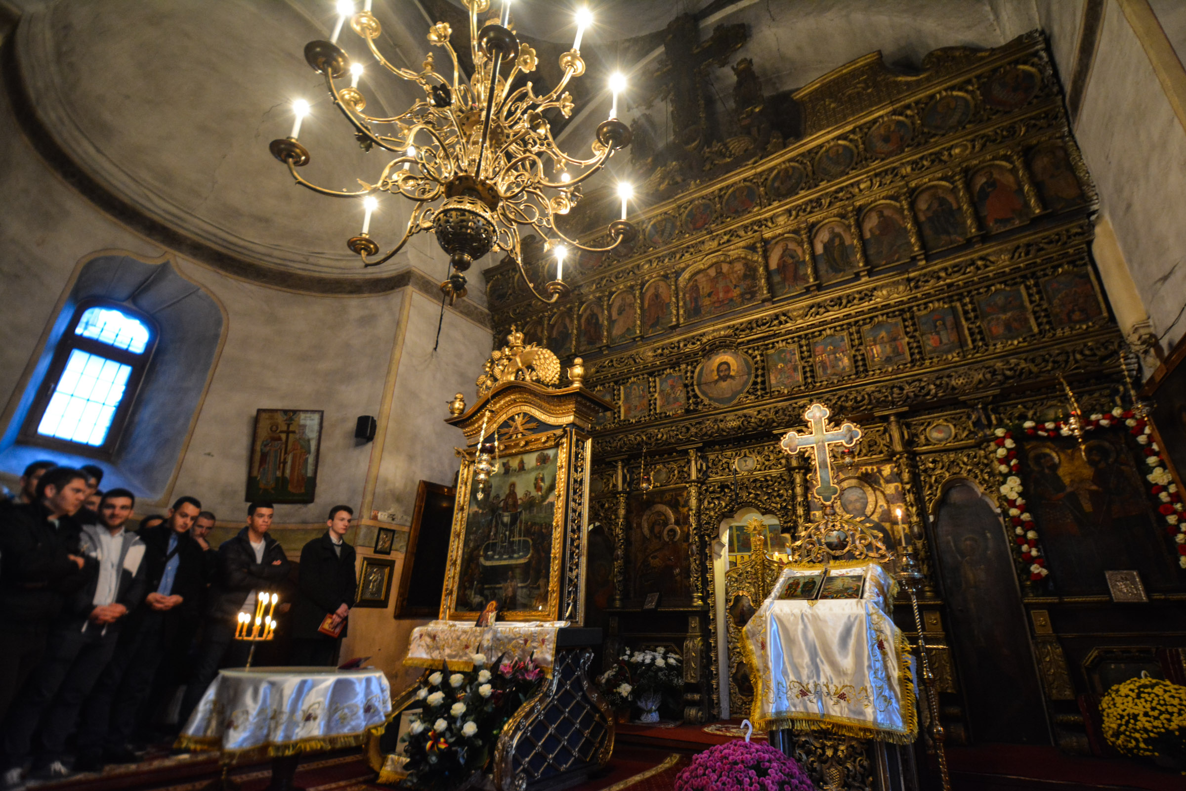 Fragment din moaștele Sfântului Teodor Tiron, dăruit Bisericii „Sfinții Teodori” din Iași