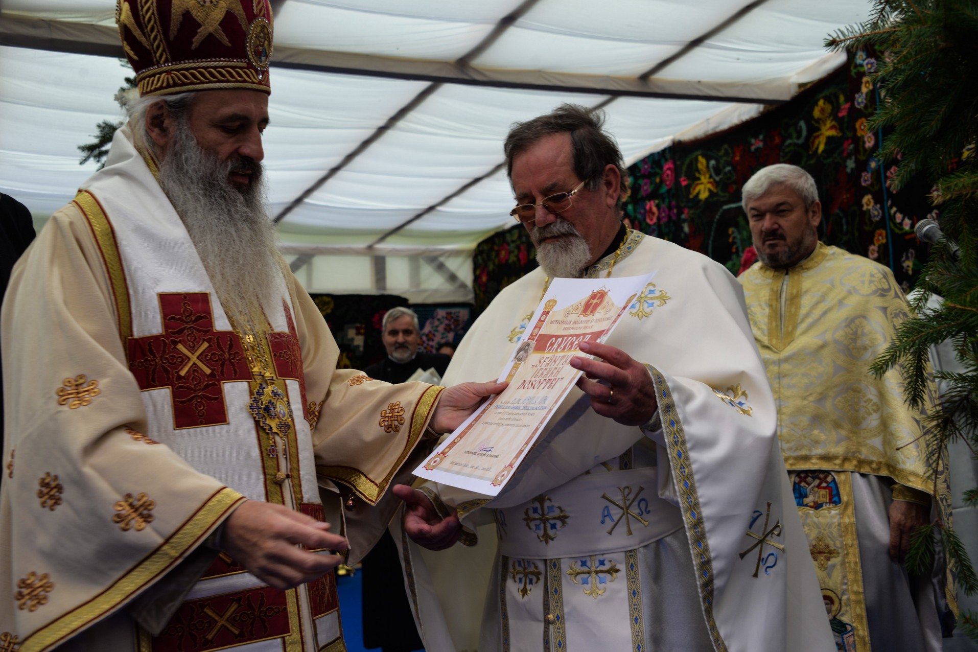 Resfințire de biserică la Drăgușeni: „Viața creștinului este o mucenicie de fiecare zi”