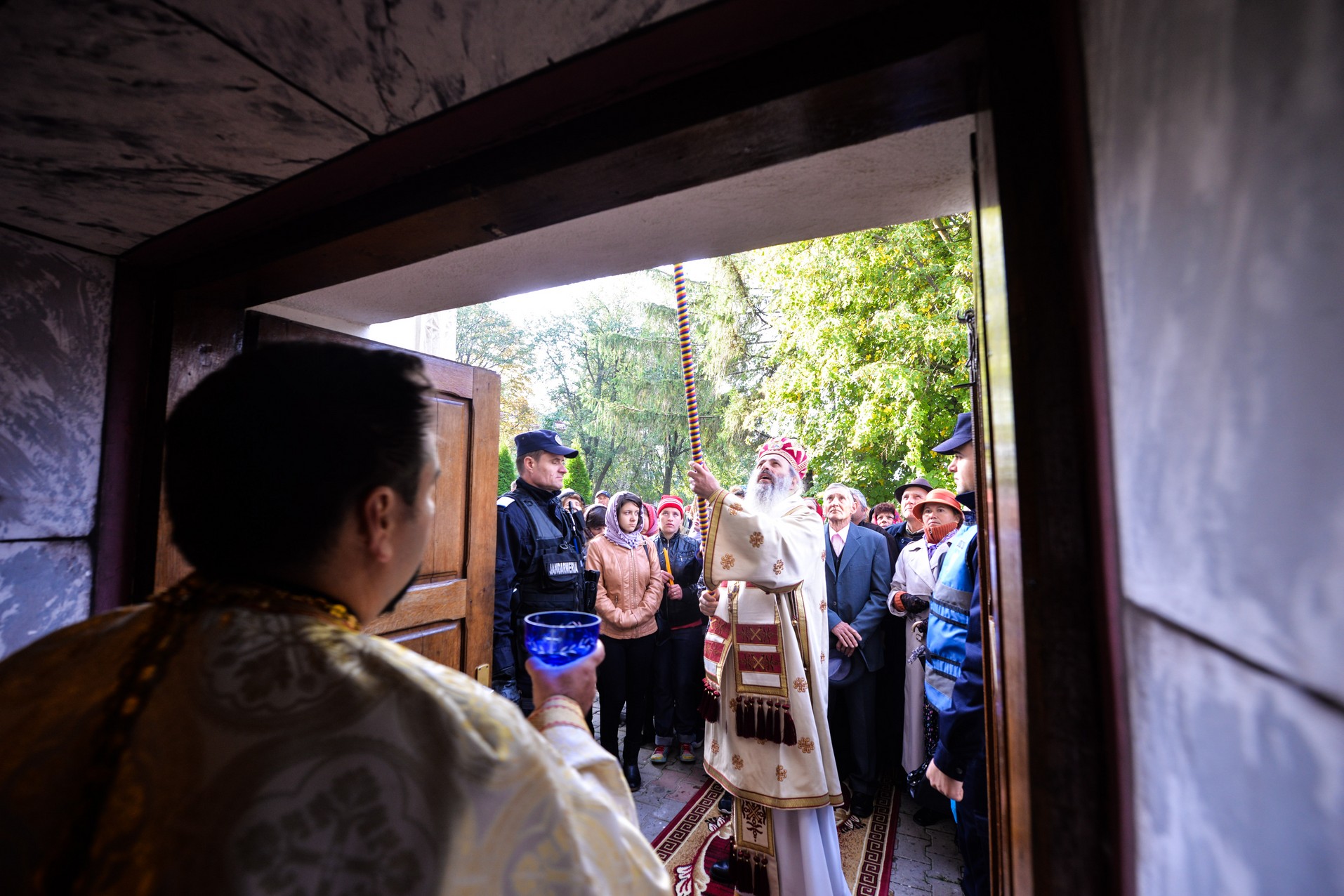 Resfințire de biserică la Drăgușeni: „Viața creștinului este o mucenicie de fiecare zi”