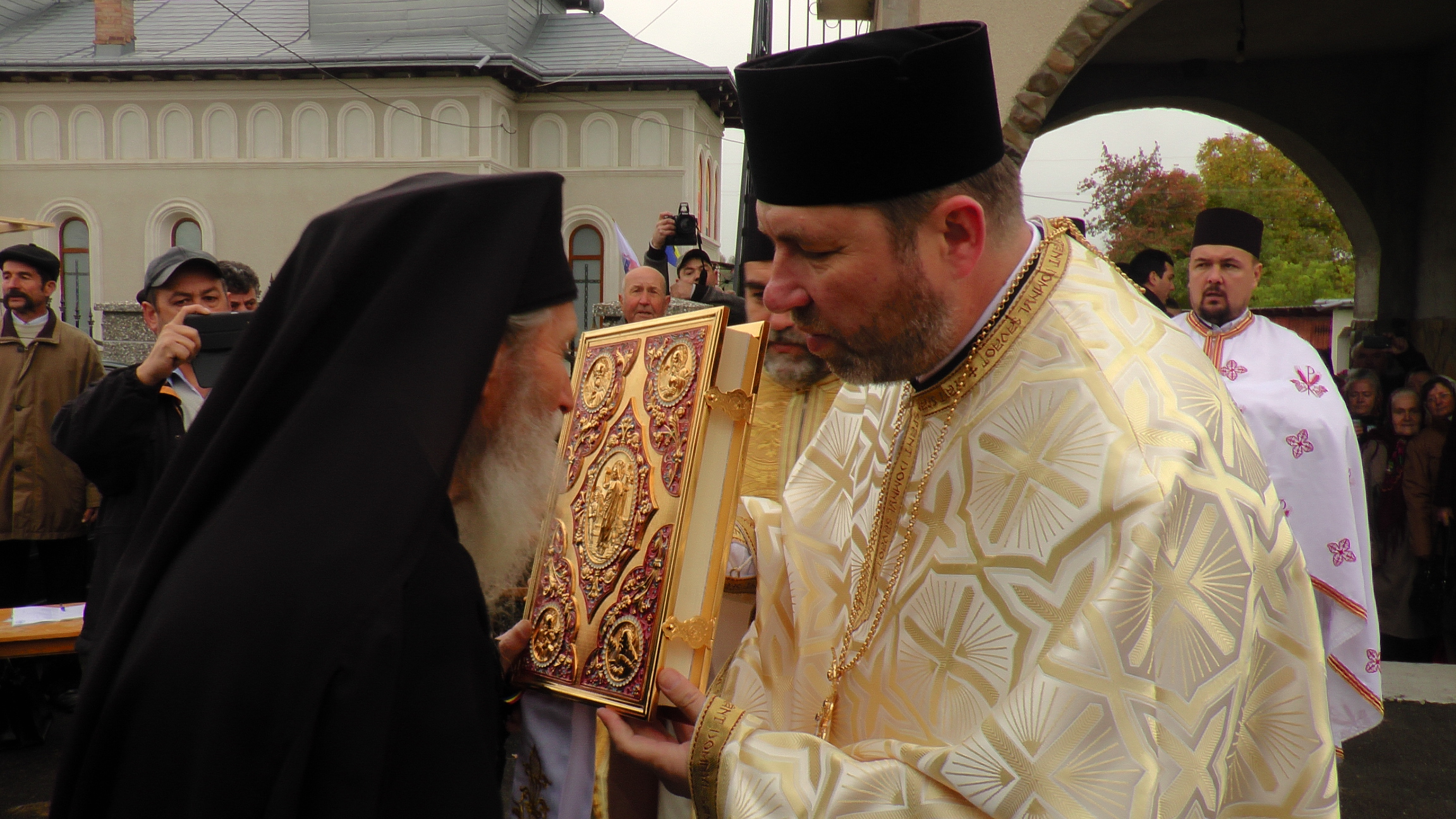 IPS Arhiepiscop Pimen: „A avea gândul la moarte permanent înseamnă nemurire a sufletului”