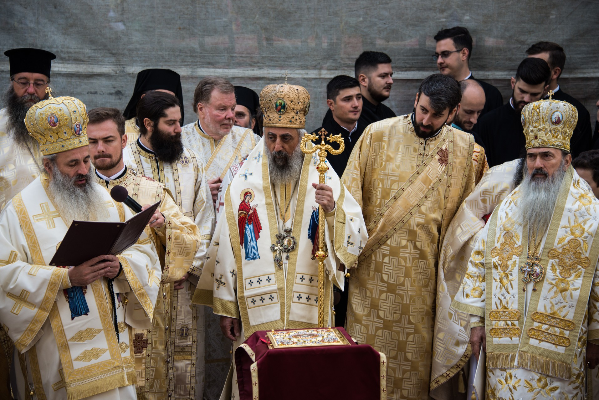 Sărbătoare istorică în cartierul ieșean Alexandru cel Bun: Biserica „Sfântul Ierarh Nectarie” a fost sfințită