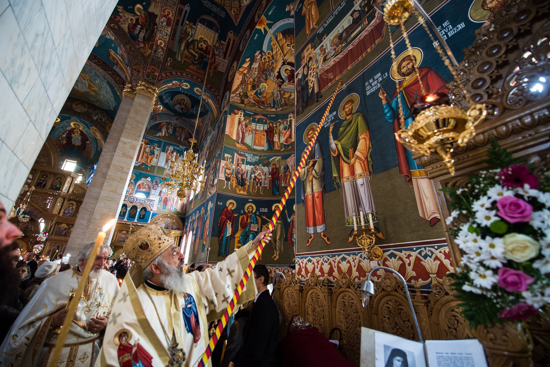 Sărbătoare istorică în cartierul ieșean Alexandru cel Bun: Biserica „Sfântul Ierarh Nectarie” a fost sfințită