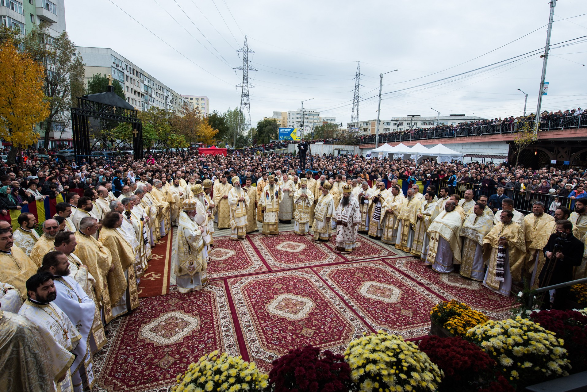 Sărbătoare istorică în cartierul ieșean Alexandru cel Bun: Biserica „Sfântul Ierarh Nectarie” a fost sfințită