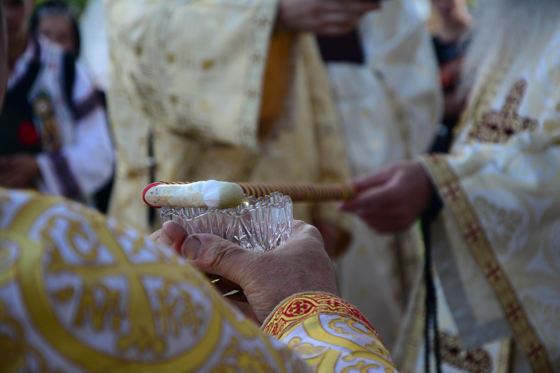 Foto: Adrian Sârbu Sfințire de capelă de cimitir în Parohia Stăuceni