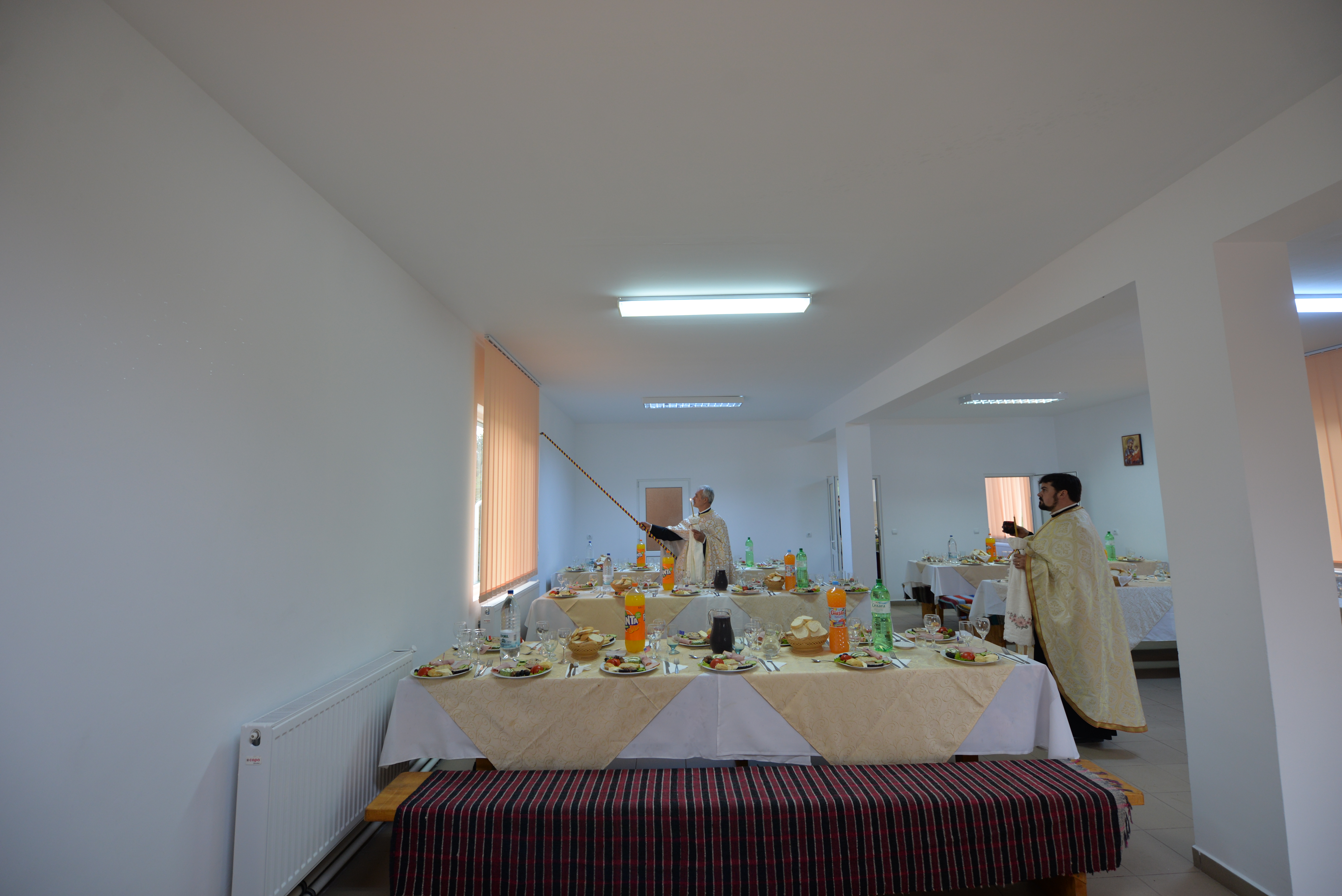 Vizite şi slujiri arhiereşti în Protopopiatul Săveni