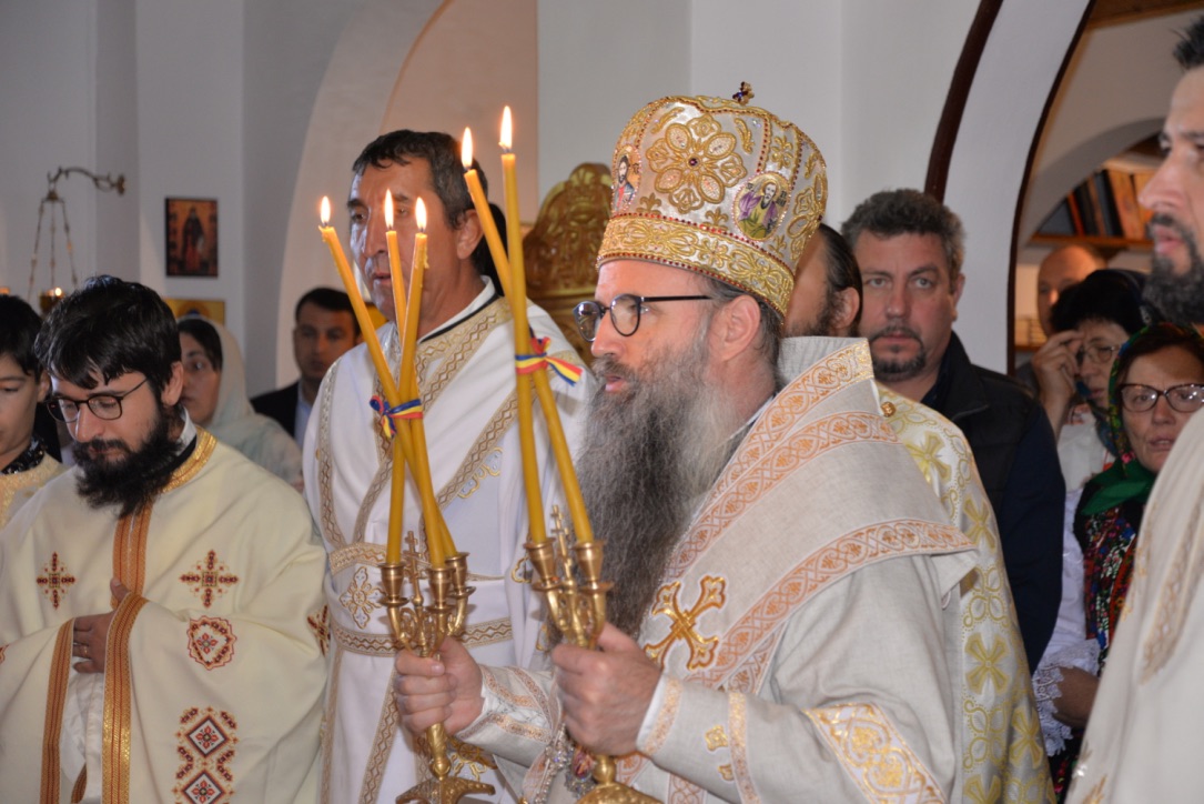 Duminica Portului Popular Românesc, la sediul Episcopiei Ortodoxe Române a Italiei