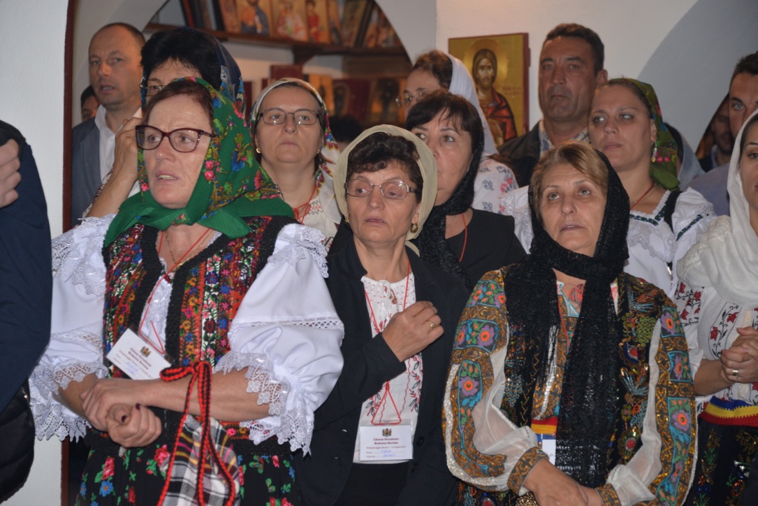 Duminica Portului Popular Românesc, la sediul Episcopiei Ortodoxe Române a Italiei