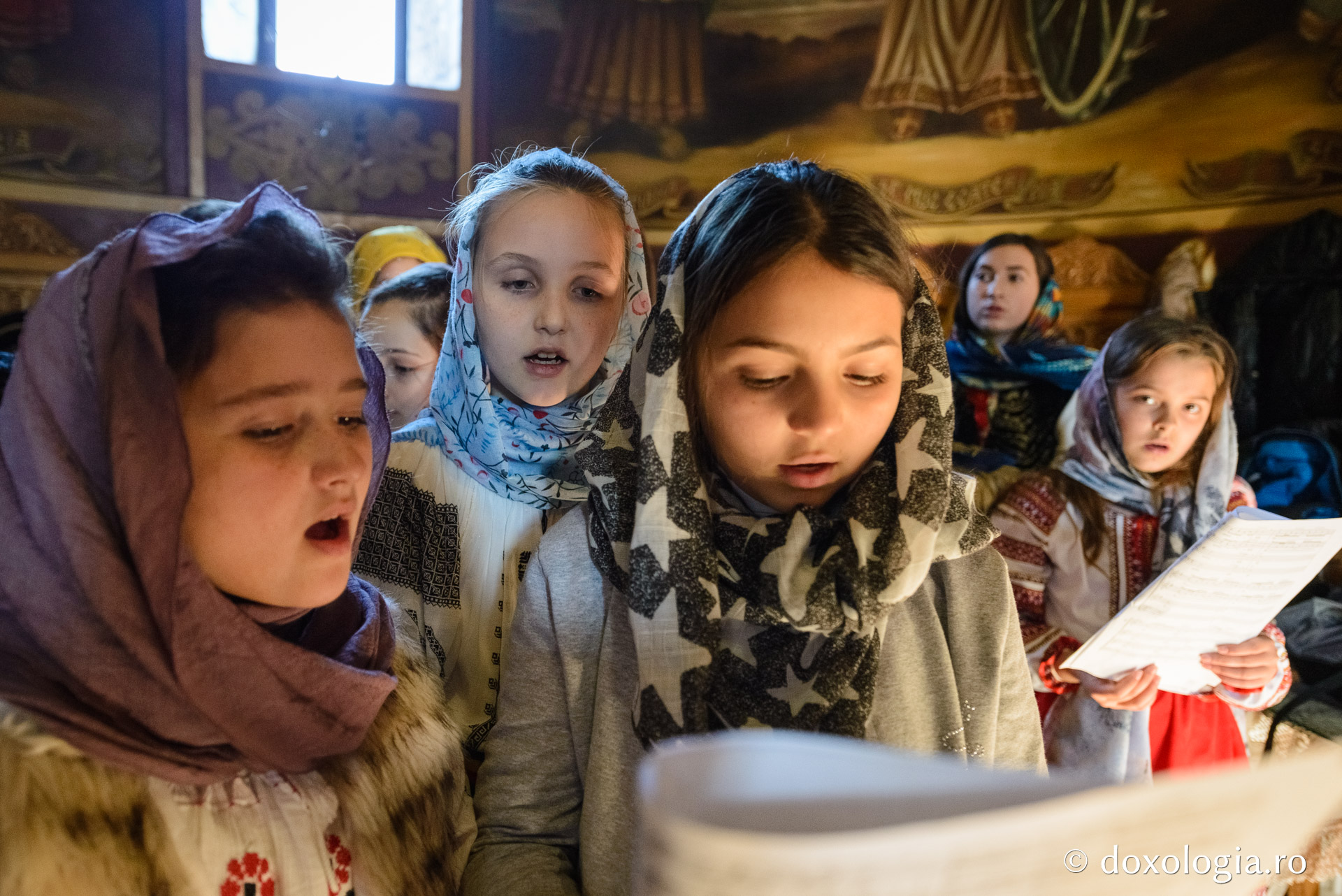 Hram la Mănăstirea Peștera: „Omul este chemat să devină templu al Duhului Sfânt”