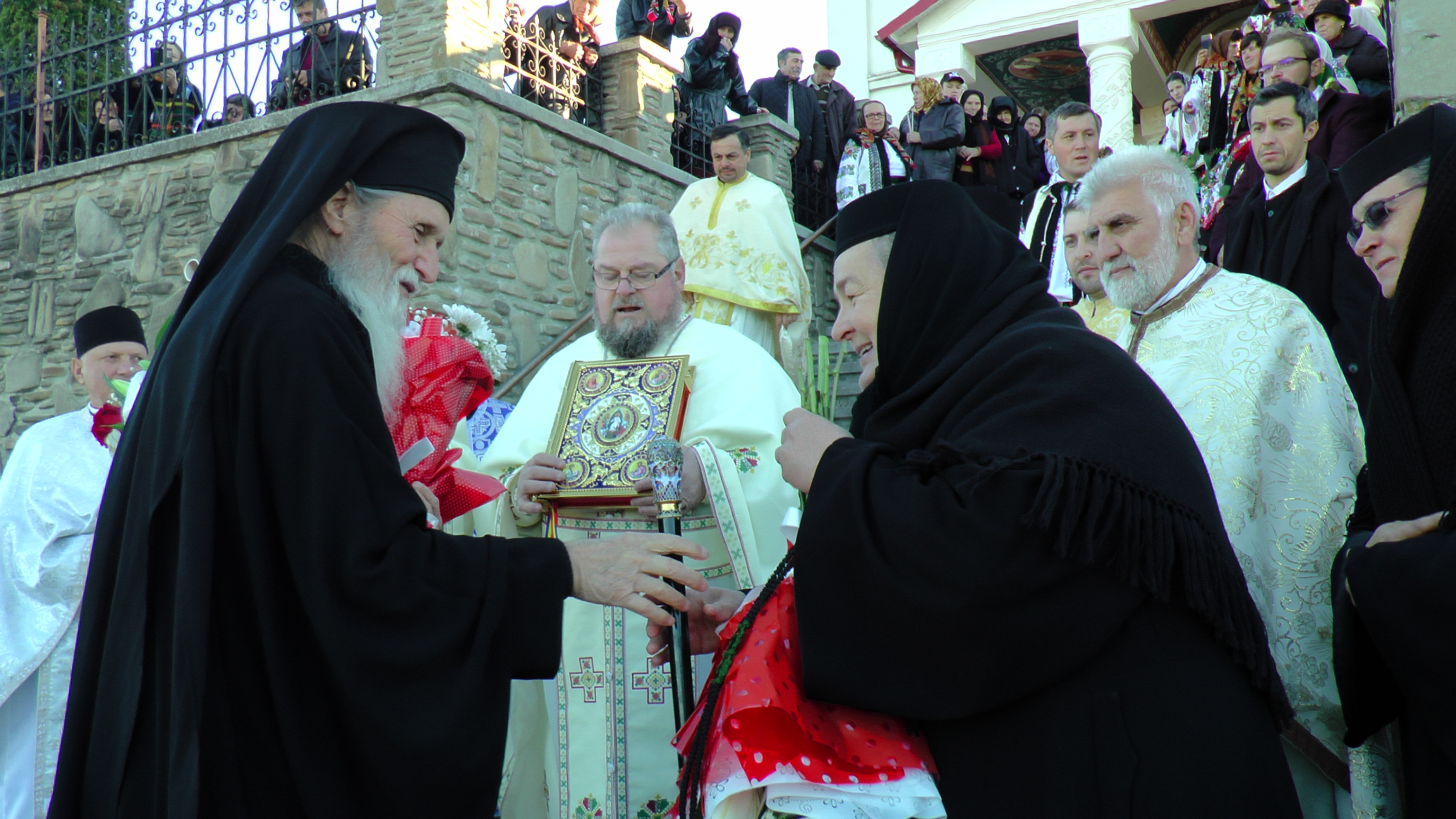 Veşmântul sfinţirii pentru bisericile din Şerbăuţi şi Siliştea I