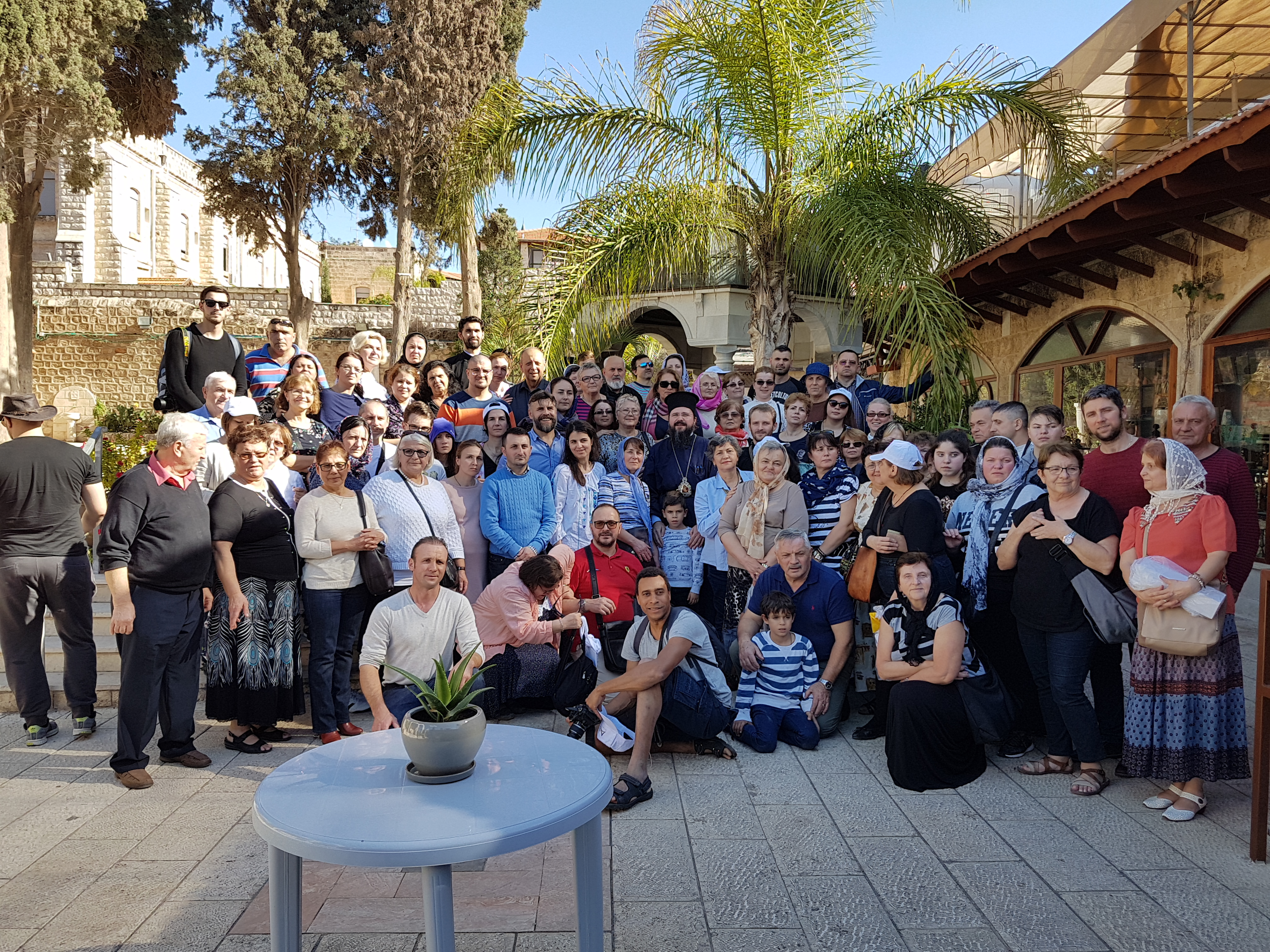 Preasfințitul Episcop Macarie Drăgoi, alături de un grup de români din Suedia, în pelerinaj la Locurile Sfinte