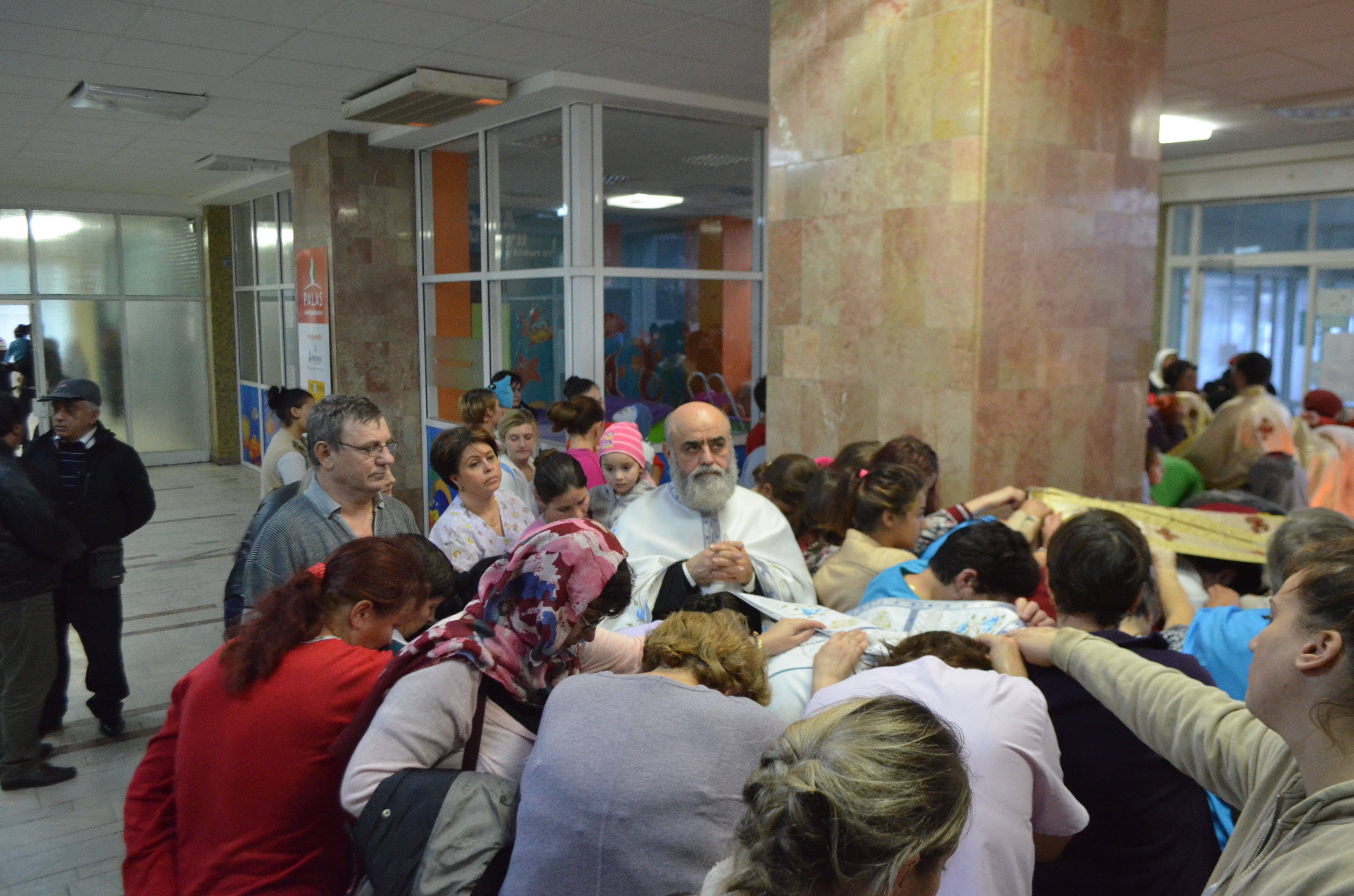 Vizita Sfântului Nectarie la Spitalul de Copii „Sfânta Maria“ din Iaşi