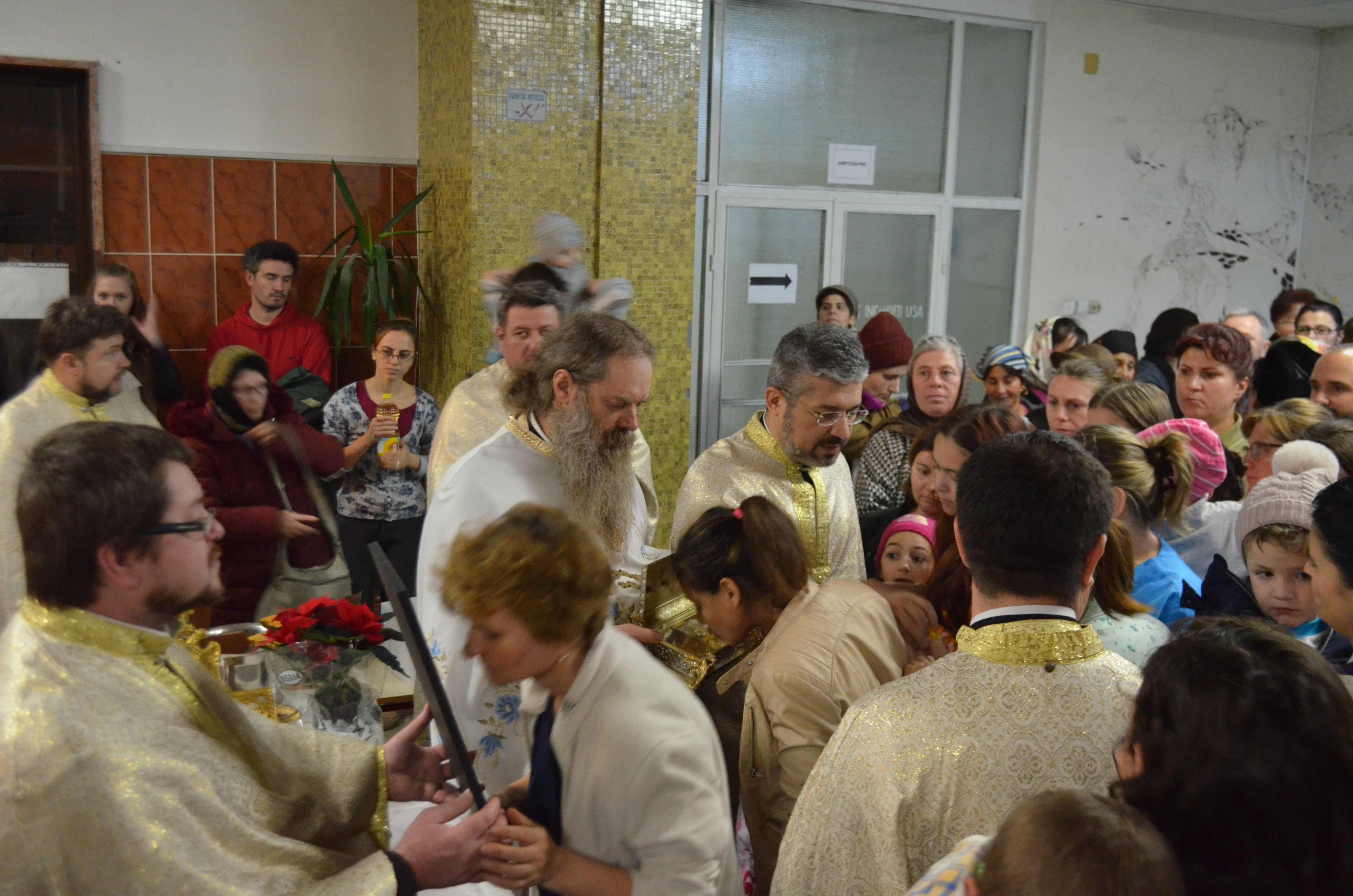 Vizita Sfântului Nectarie la Spitalul de Copii „Sfânta Maria“ din Iaşi