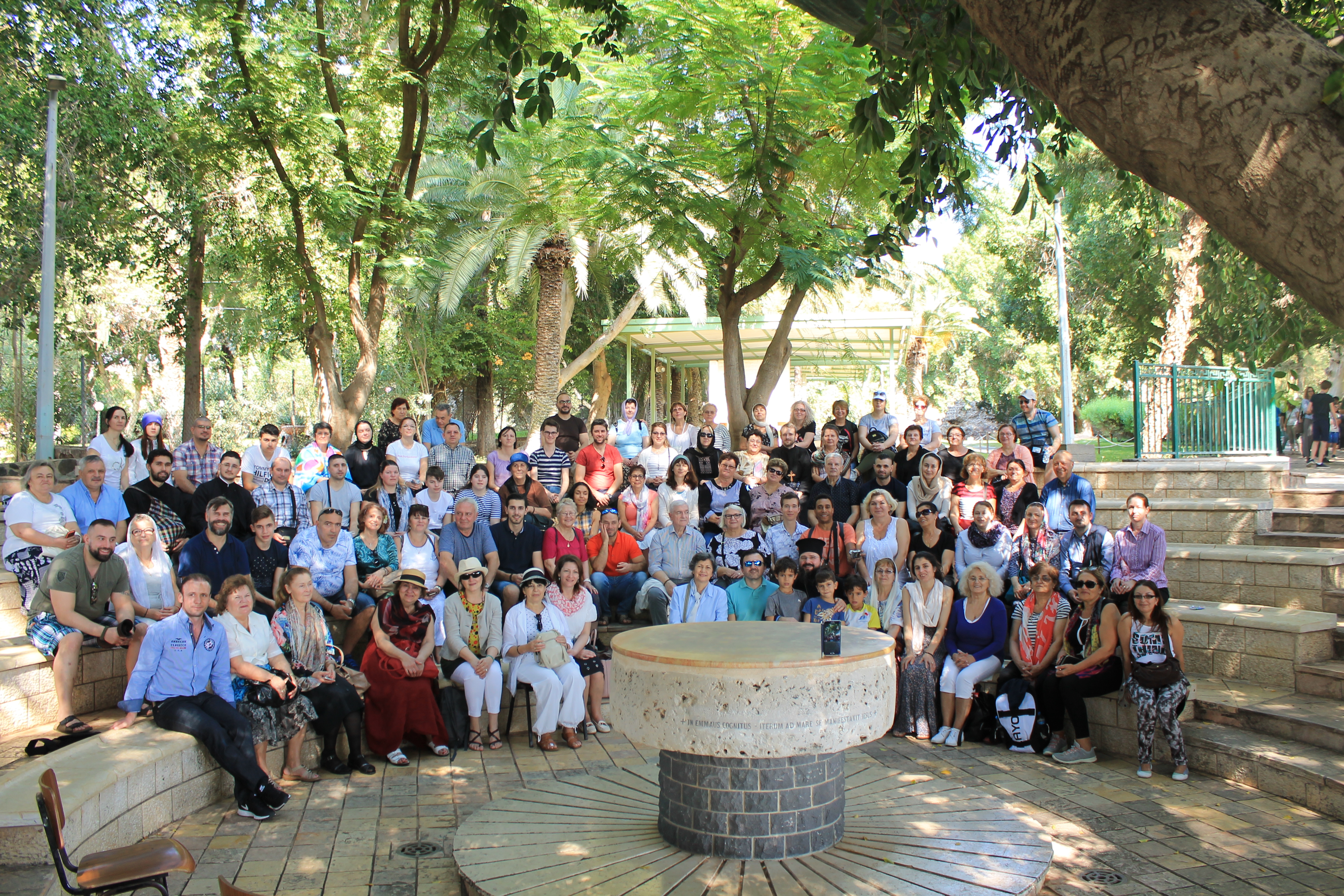 Preasfințitul Episcop Macarie Drăgoi, alături de un grup de români din Suedia, în pelerinaj la Locurile Sfinte