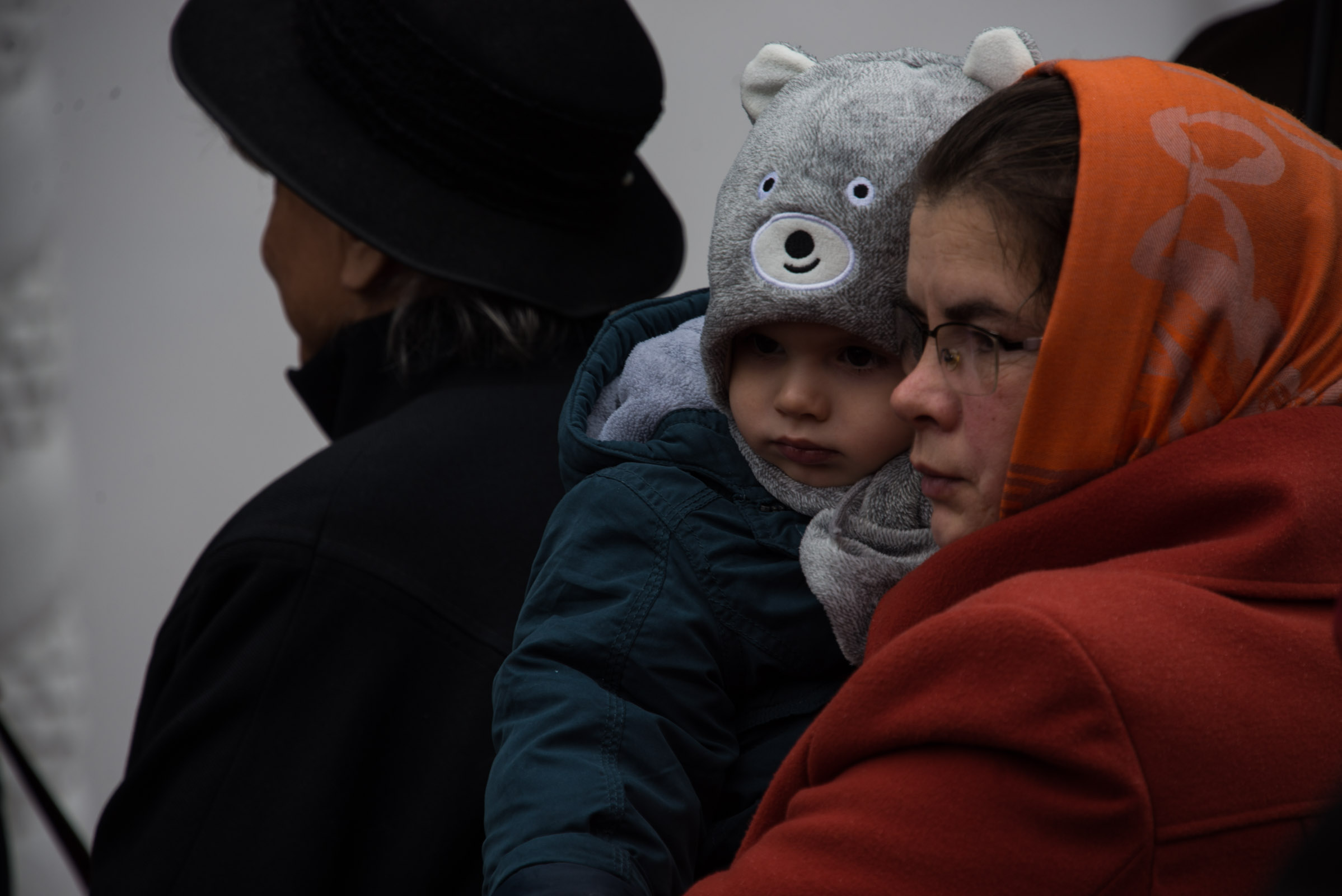 IPS Mitropolit Teofan: „Rămâne pe picioarele sale, adică puternic, doar cel care îngenunchează la rugăciune”