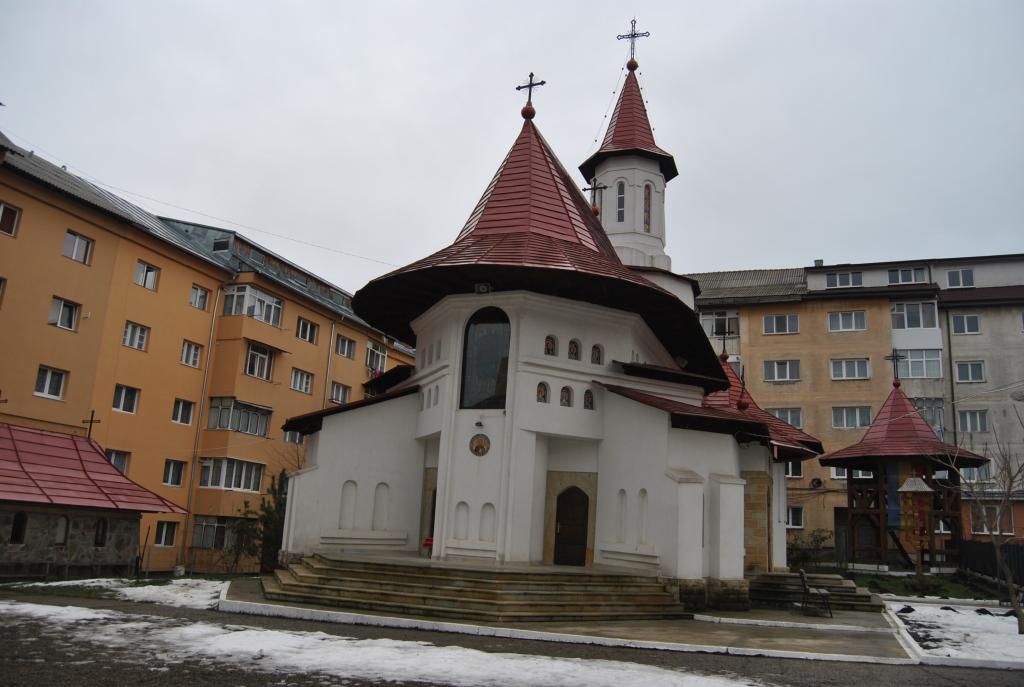 Biserici din Moldova închinate Sfântului Mina, în sărbătoare