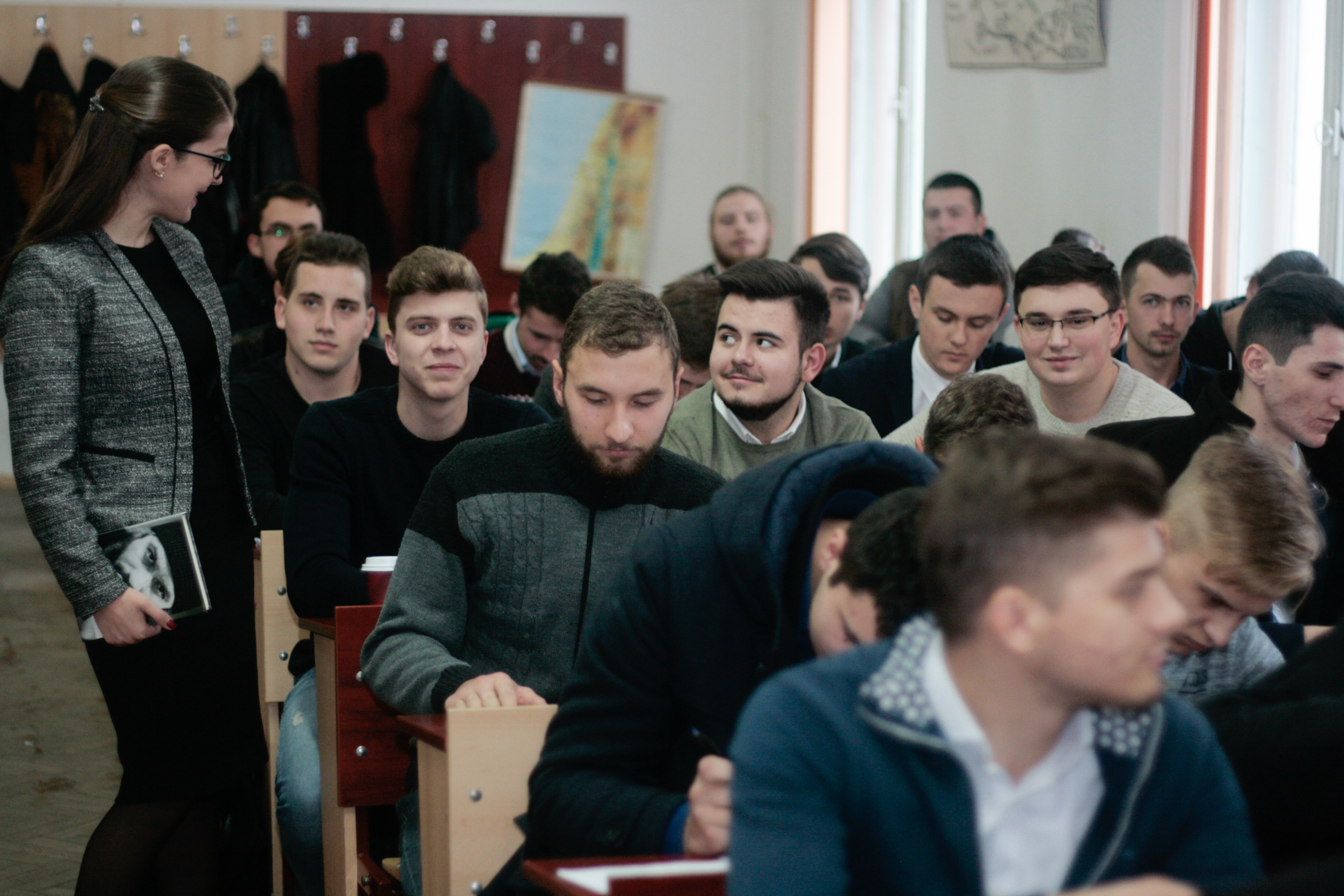 Curs atipic la Facultatea de Teologie din Iași: „Despre parenting sau ce facem să devenim părinţi mai buni sau mai răi”