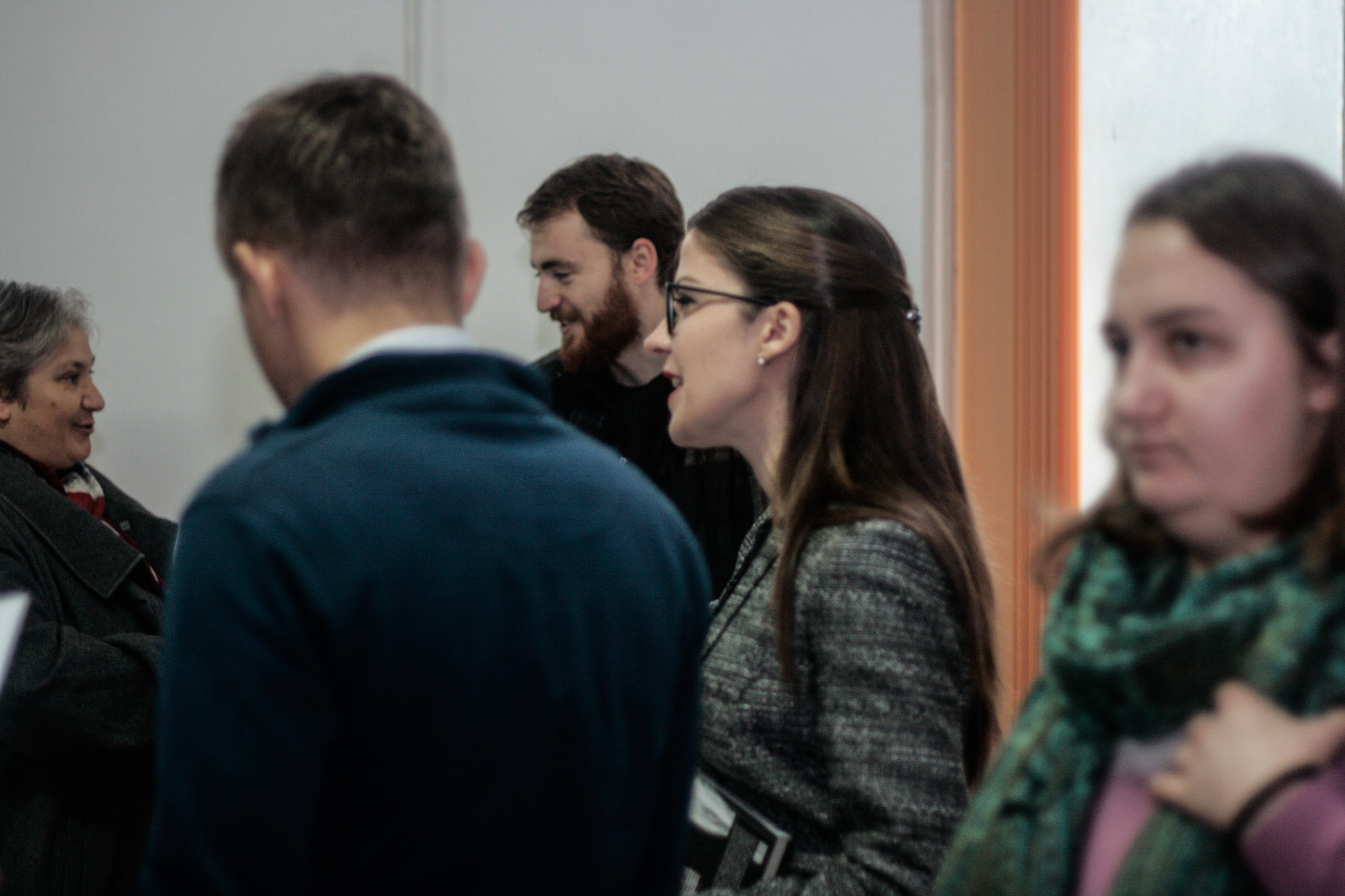 Curs atipic la Facultatea de Teologie din Iași: „Despre parenting sau ce facem să devenim părinţi mai buni sau mai răi”