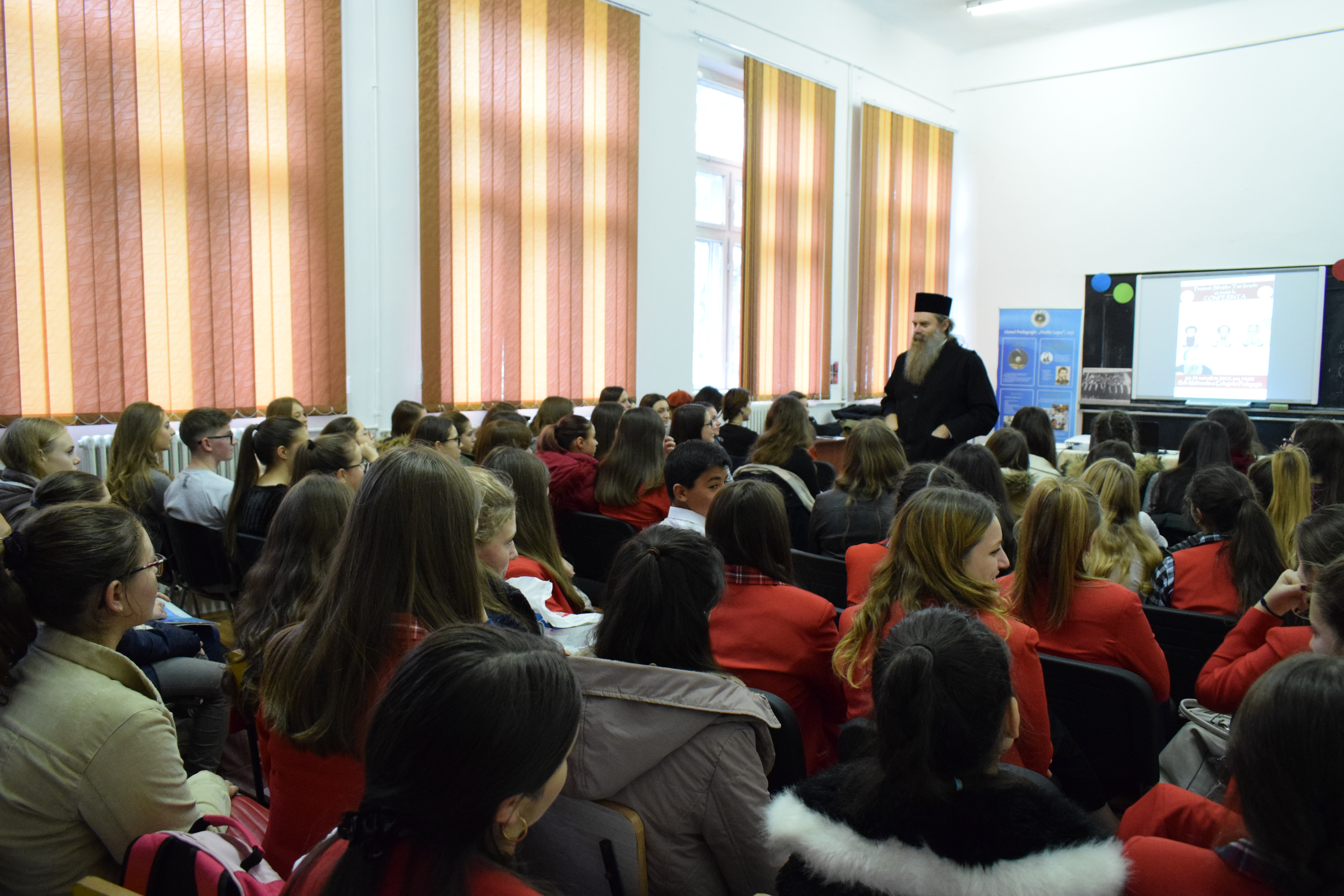 Întâlnire de suflet la Colegiul Pedagogic ”Vasile Lupu” din Iaşi: Spovedania, un leac uitat