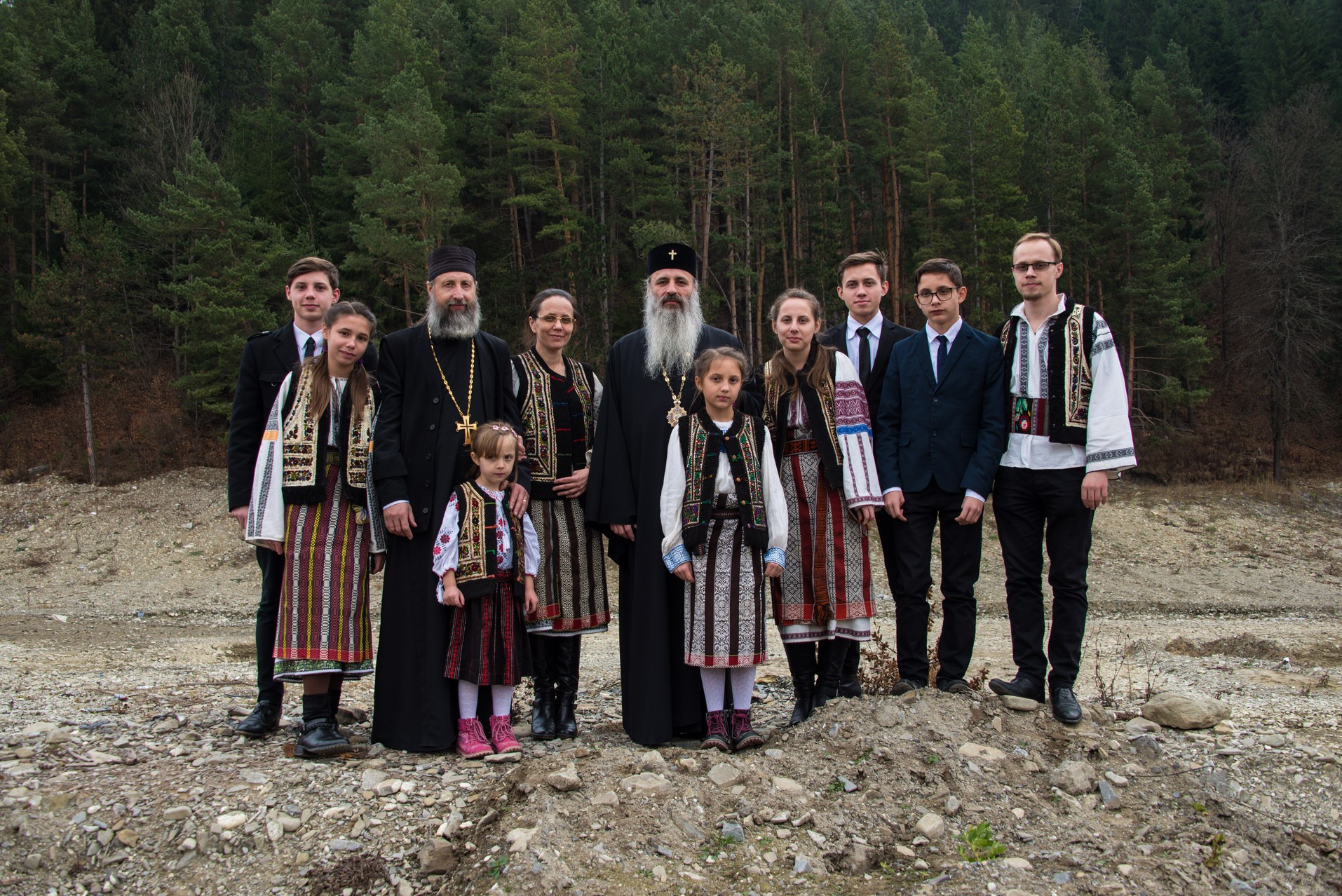 Mitropolitul Teofan, la Parohia Hangu: „Omule, pe cine ai în inima ta, acela este dumnezeul tău”