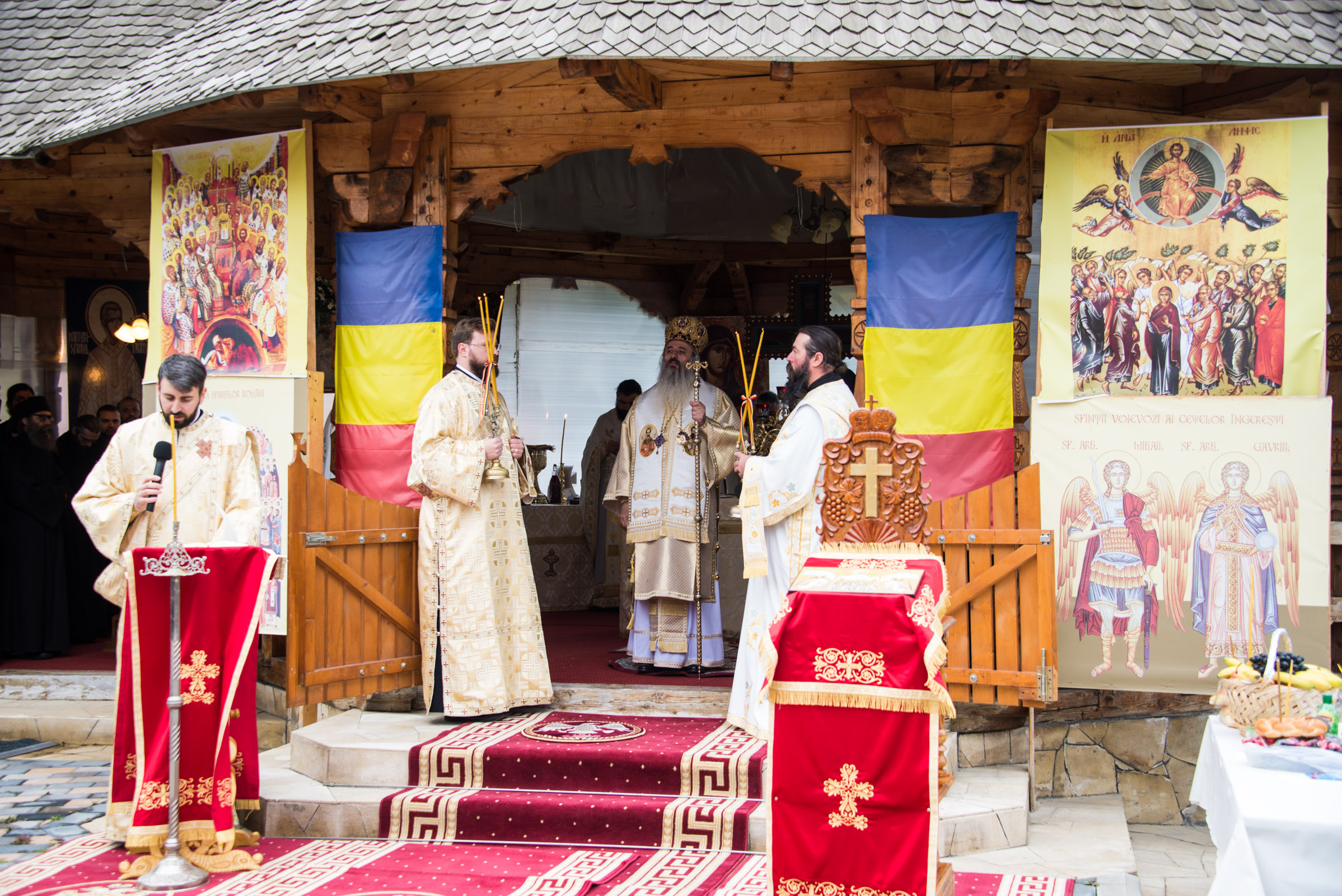 Hram la mănăstirea nemțeană Petru Vodă: „Omul are menirea să preguste din viața îngerească”